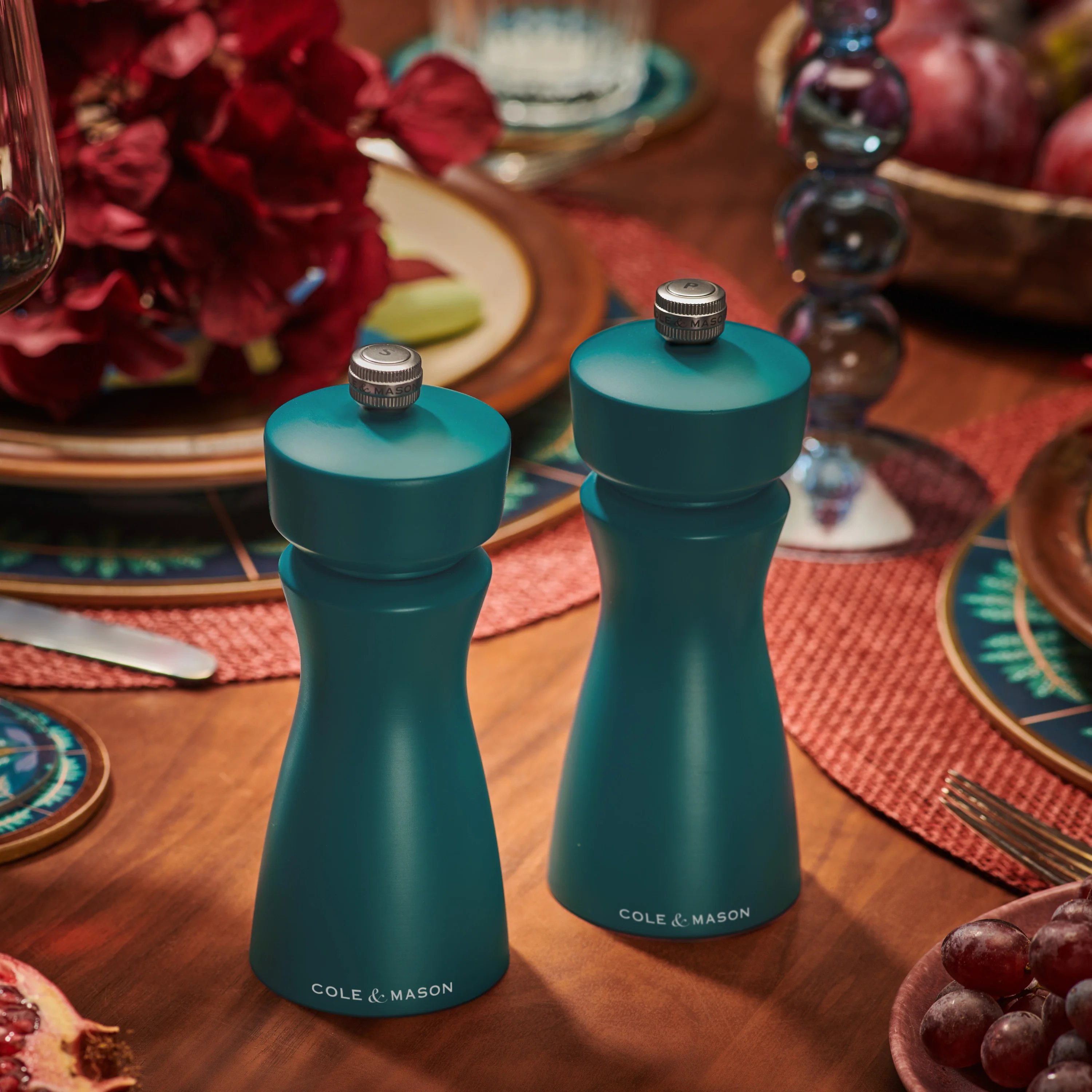 2-in-1 Kenton Salt & Pepper Mill with Ceramic Grinder - Image 14
