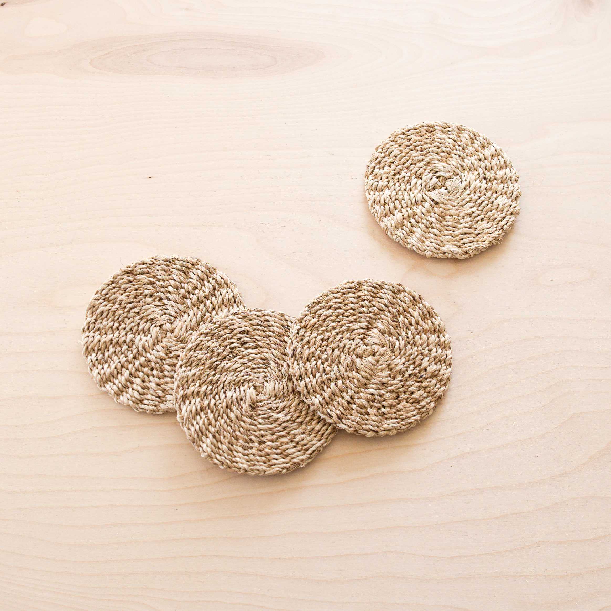 Abaca Coasters, set of 4 - Image 5