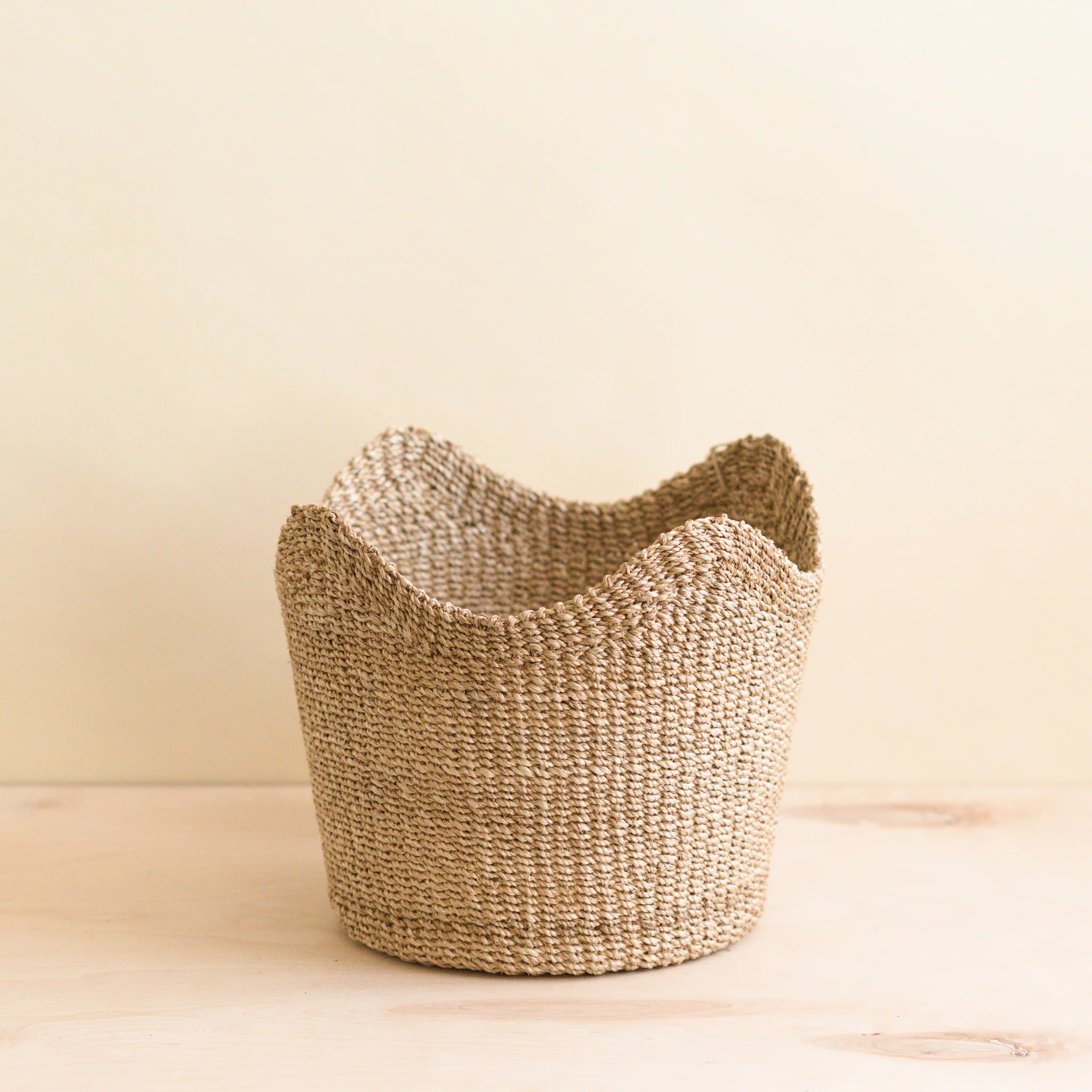 Abaca Scallop Basket - Image 2