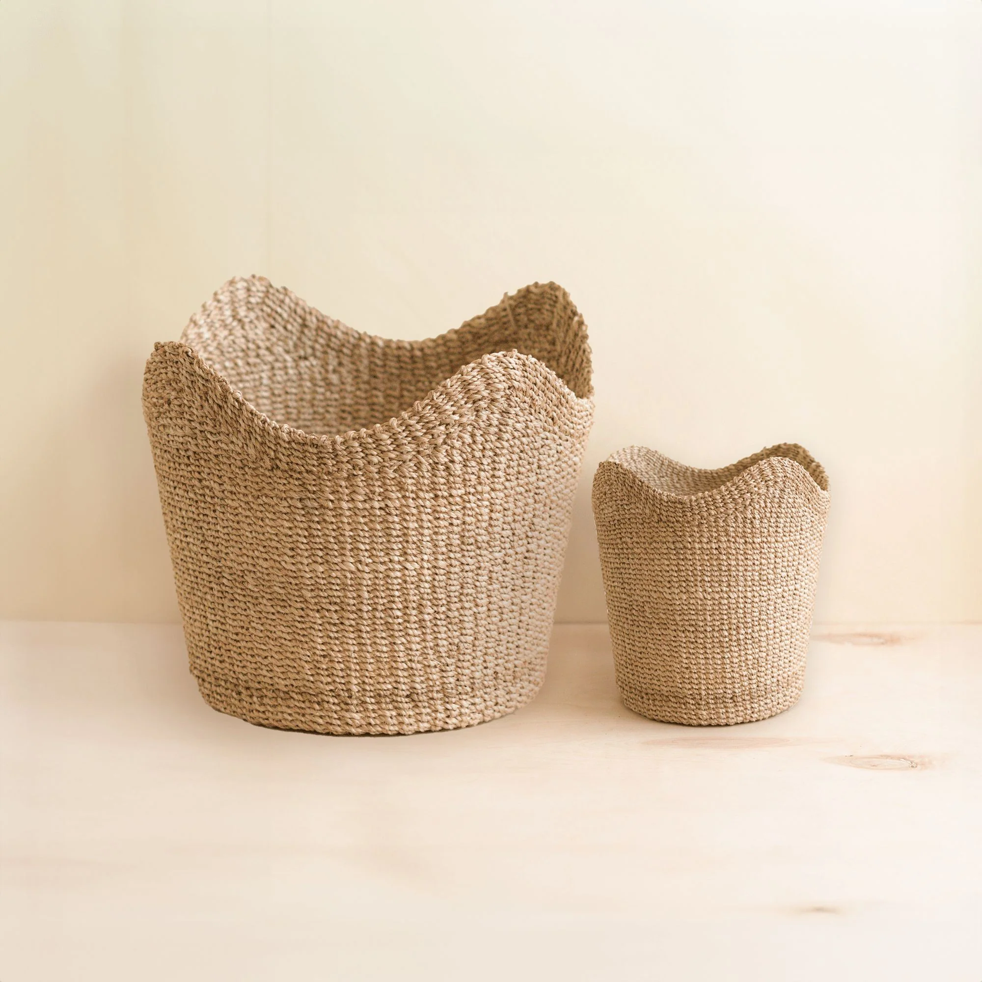 Abaca Small Scallop Basket - Image 3