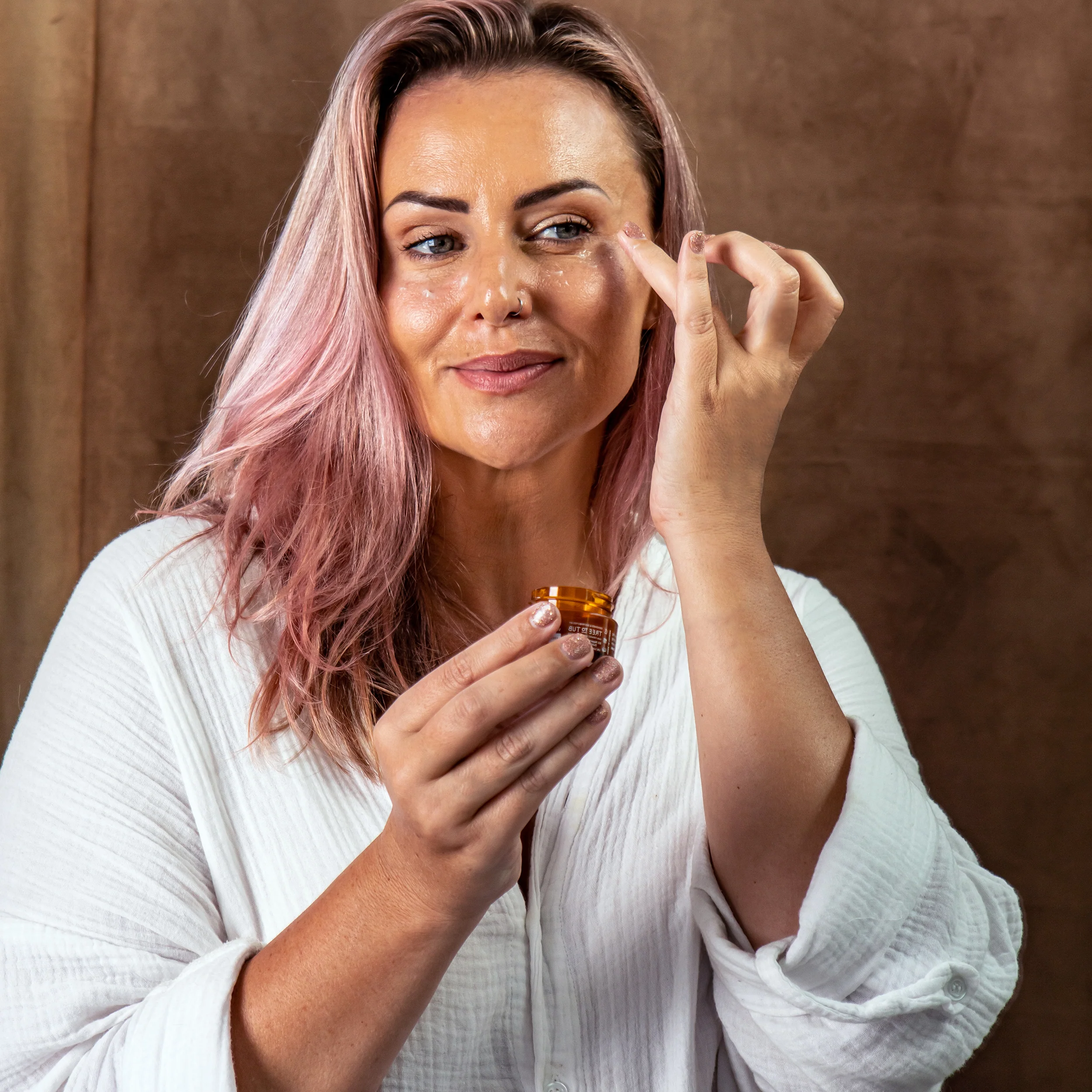 Anti-Aging Retinol Eye Cream for Sensitive Skin - Image 5
