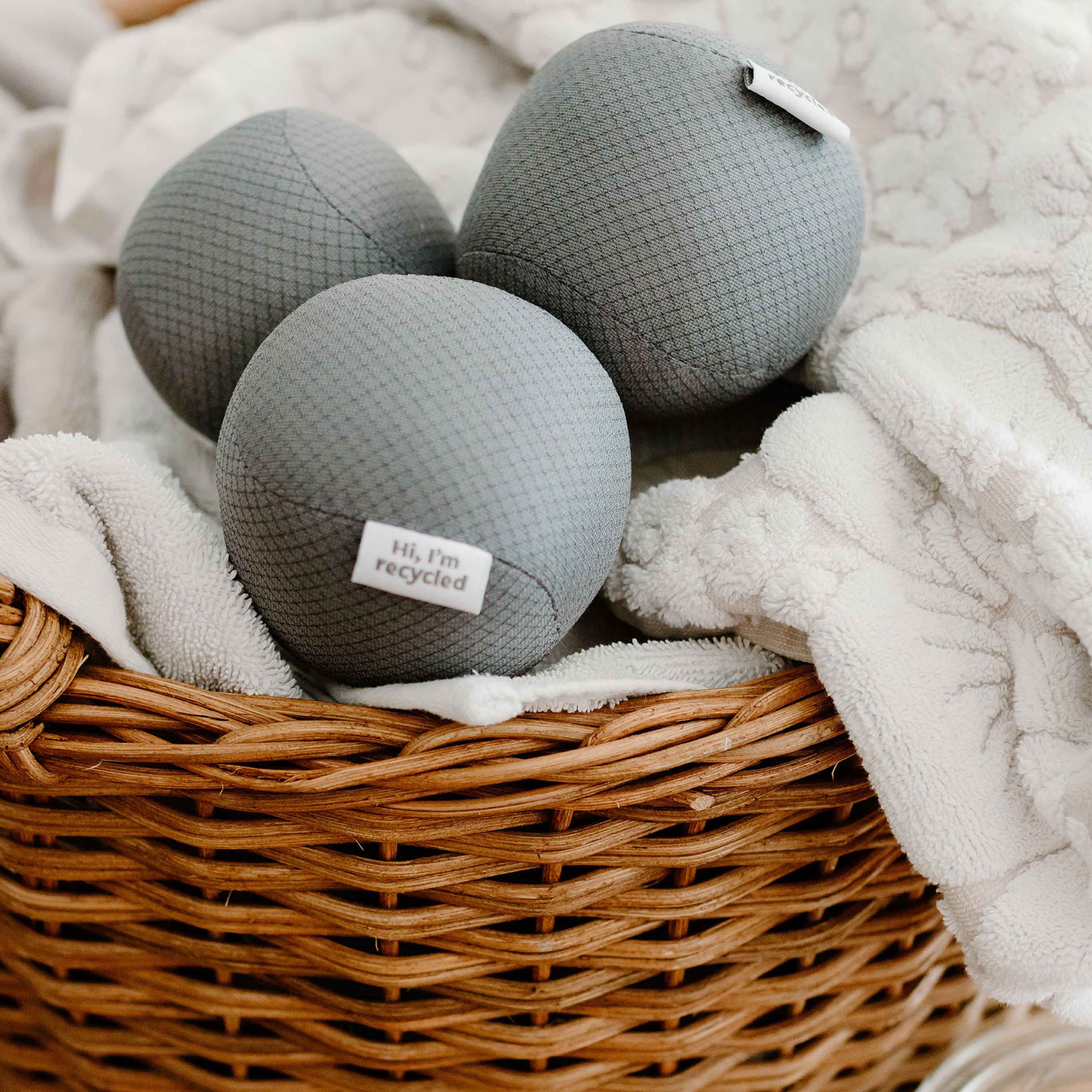 Anti-Static Dryer Balls Grey - Image 3