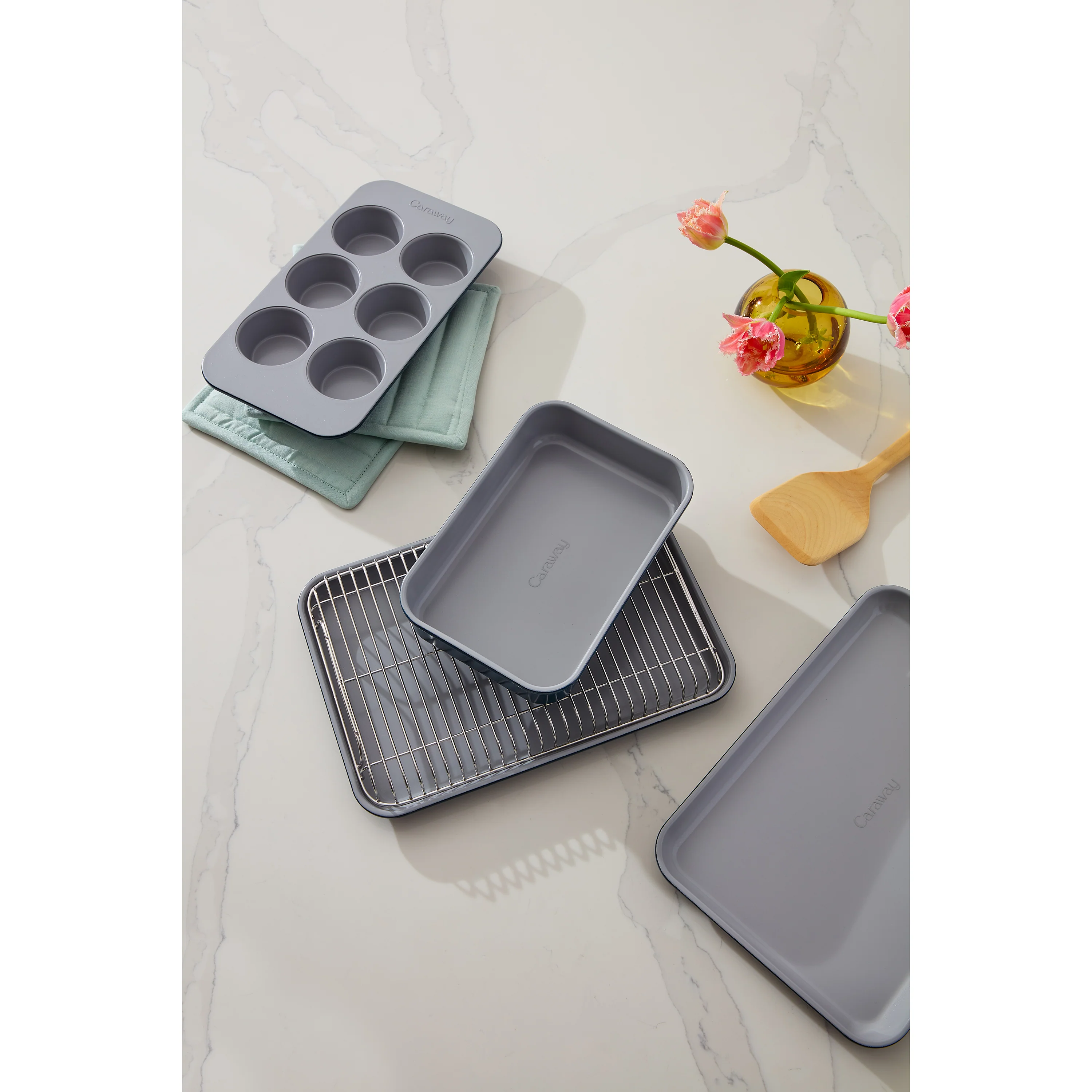 Mini Bakeware Set with Storage - Image 6