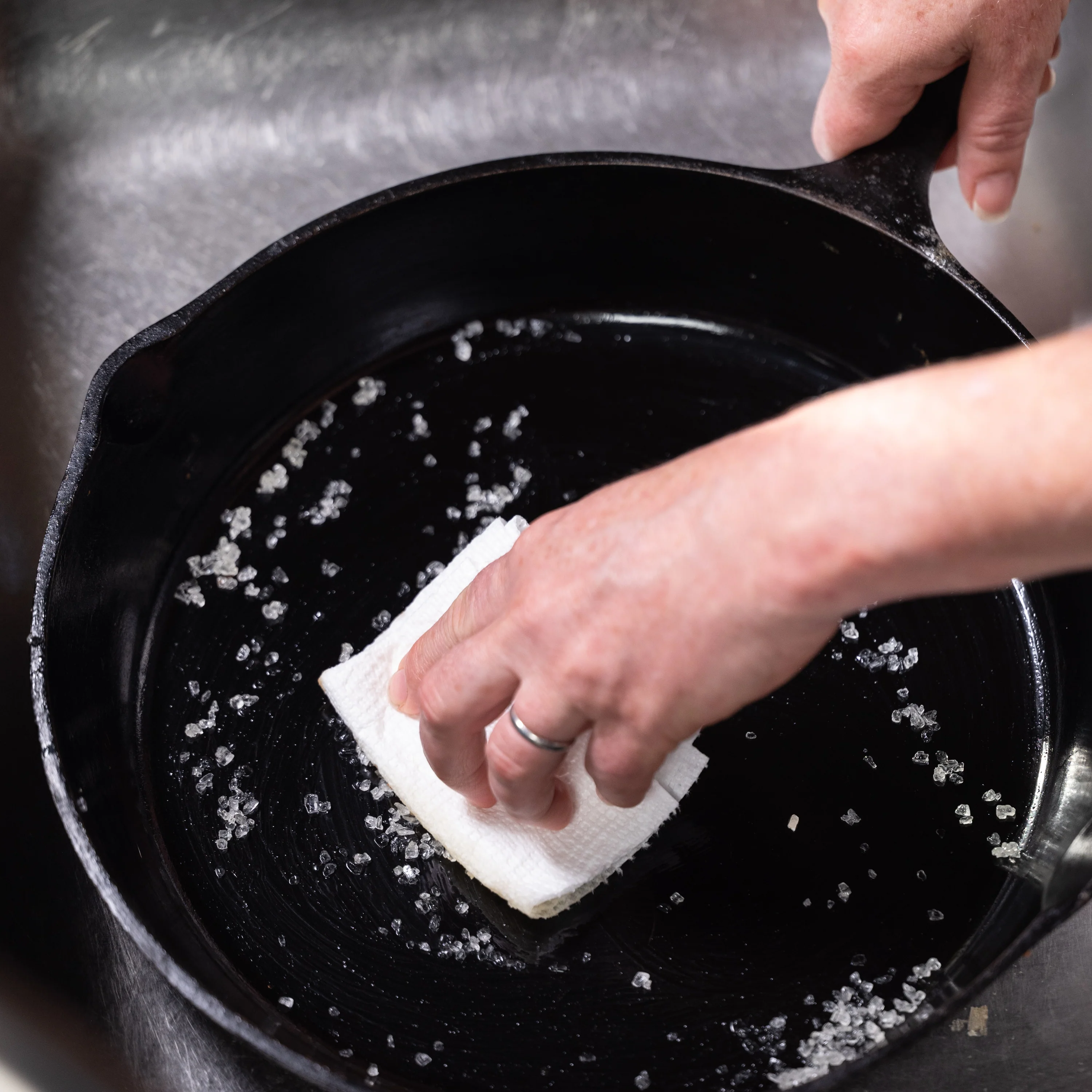 Cast Iron Conditioner - Image 4