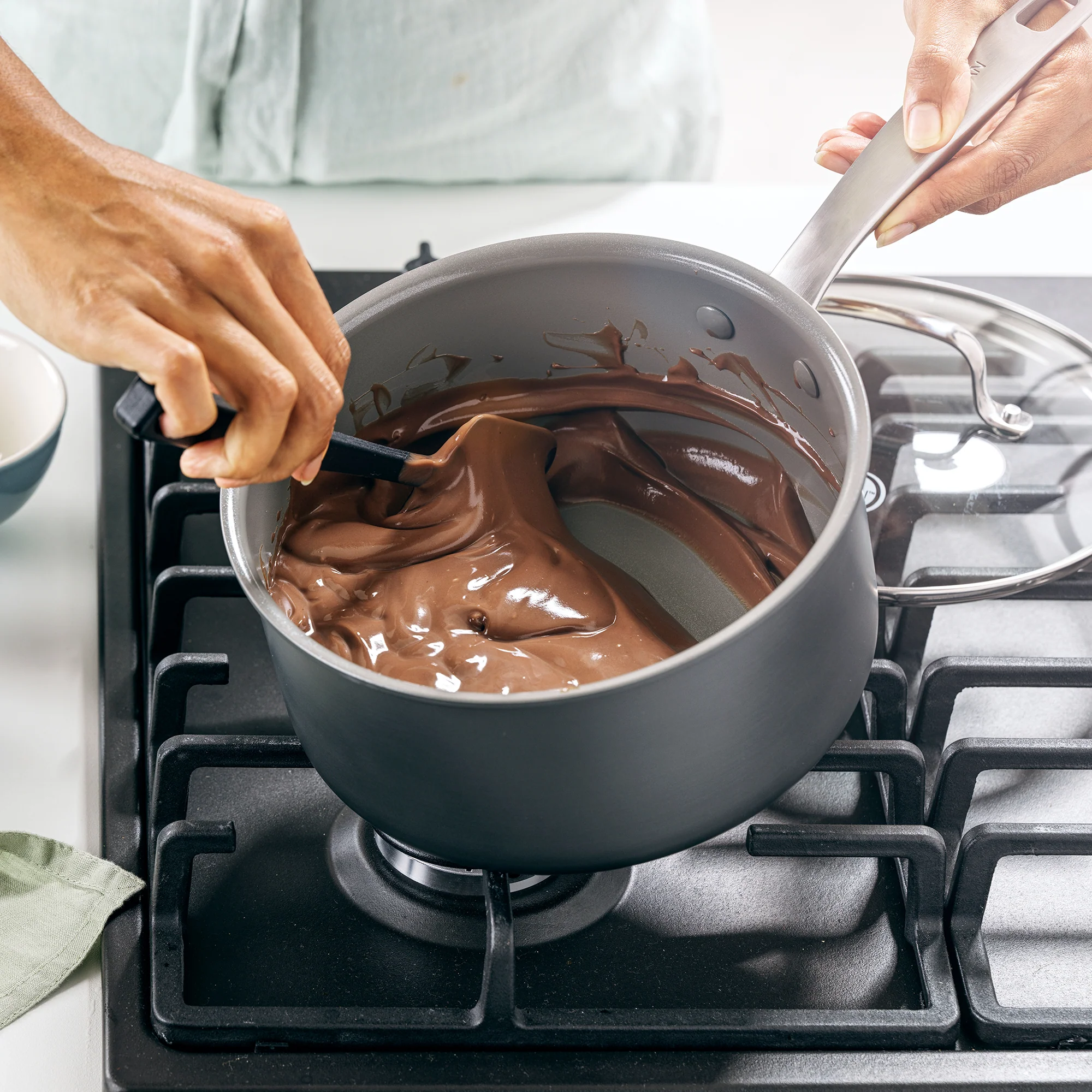 Chatham Nonstick, Ceramic Sauce Pan with Lid, 3 qt - Image 13