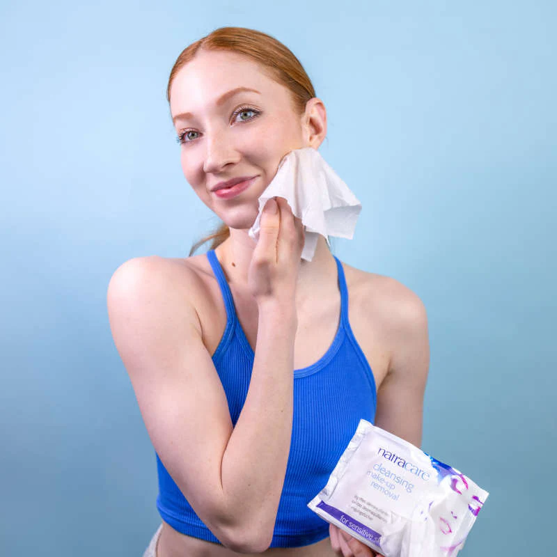 Cleansing Make Up Removal Wipes - Image 3