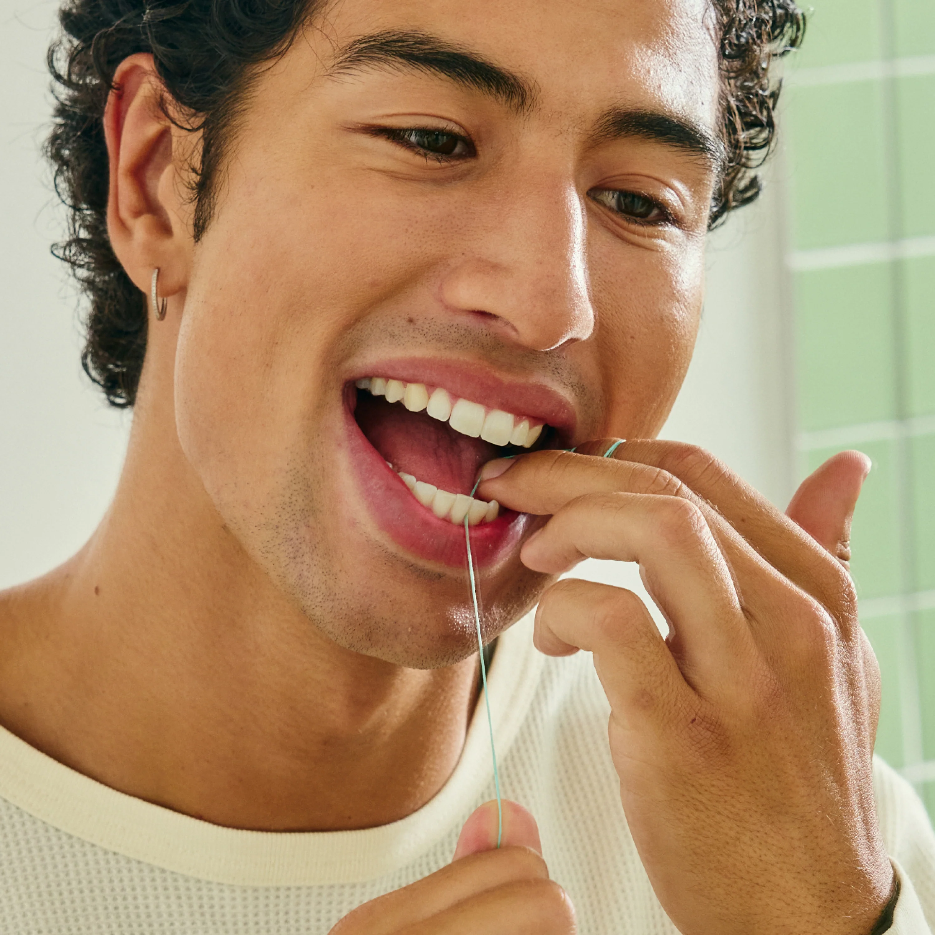Dental Floss - Image 2
