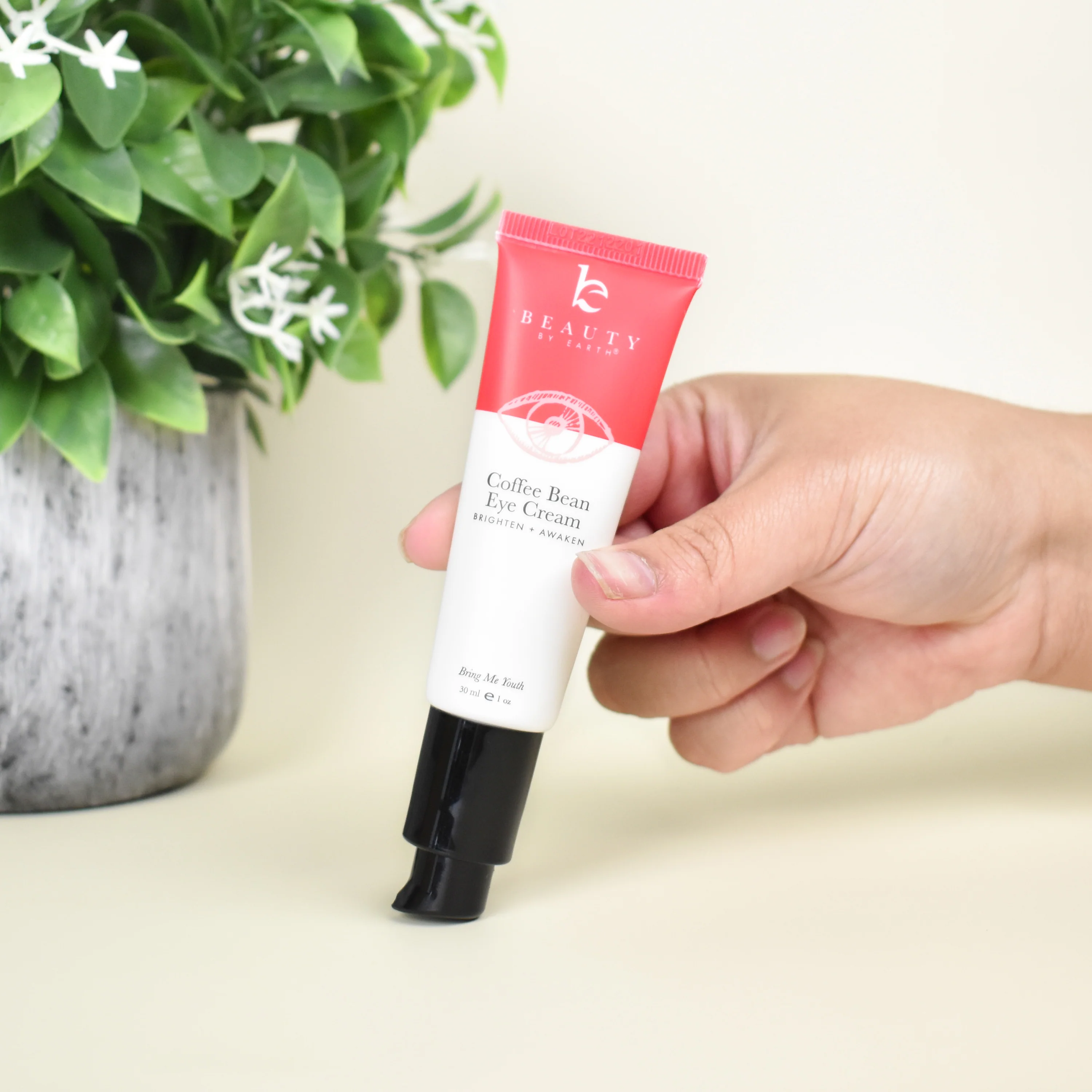 Coffee Bean Awakening Eye Cream - Image 9