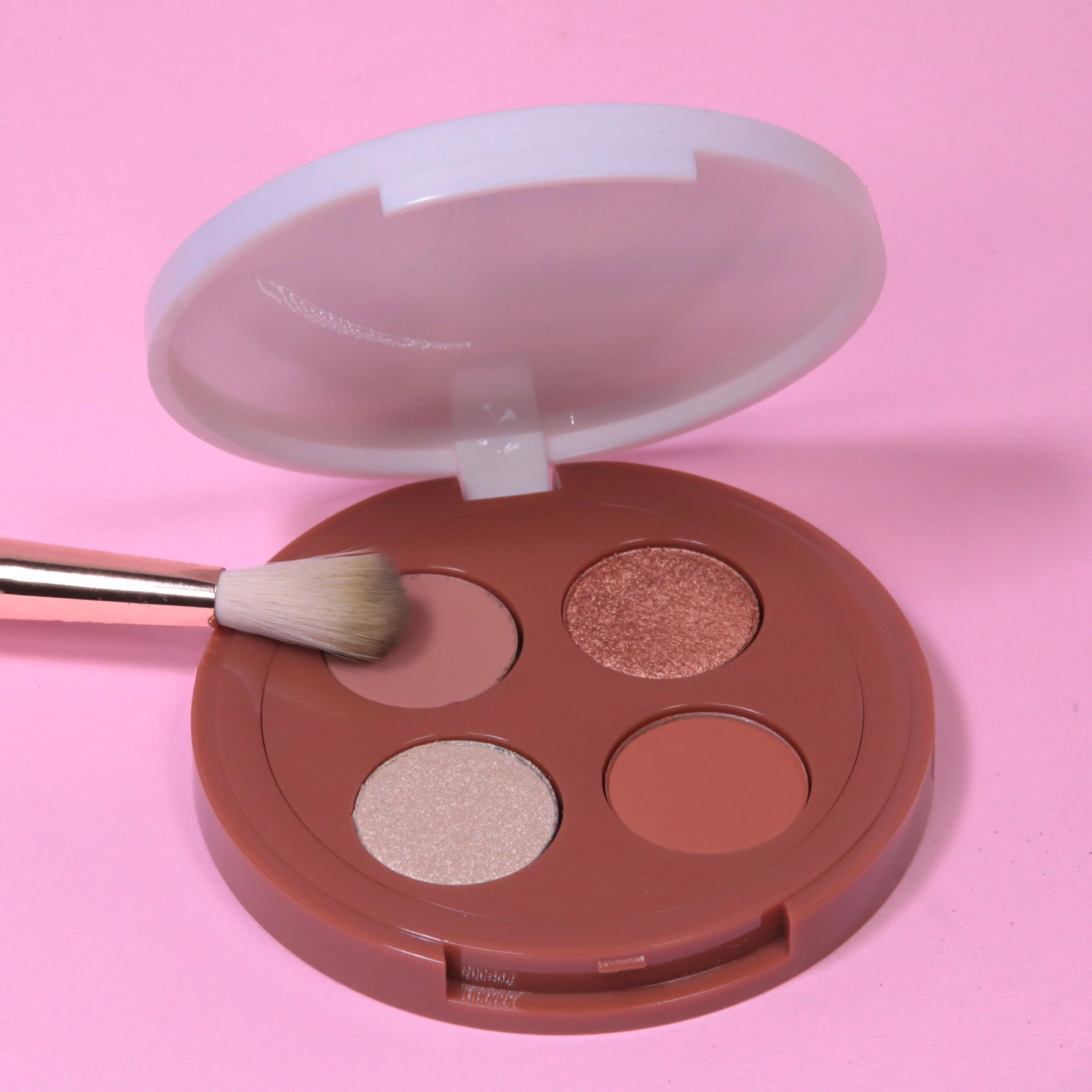 Coffee Oil Infused Pigmented Eyeshadow Palette - Image 9