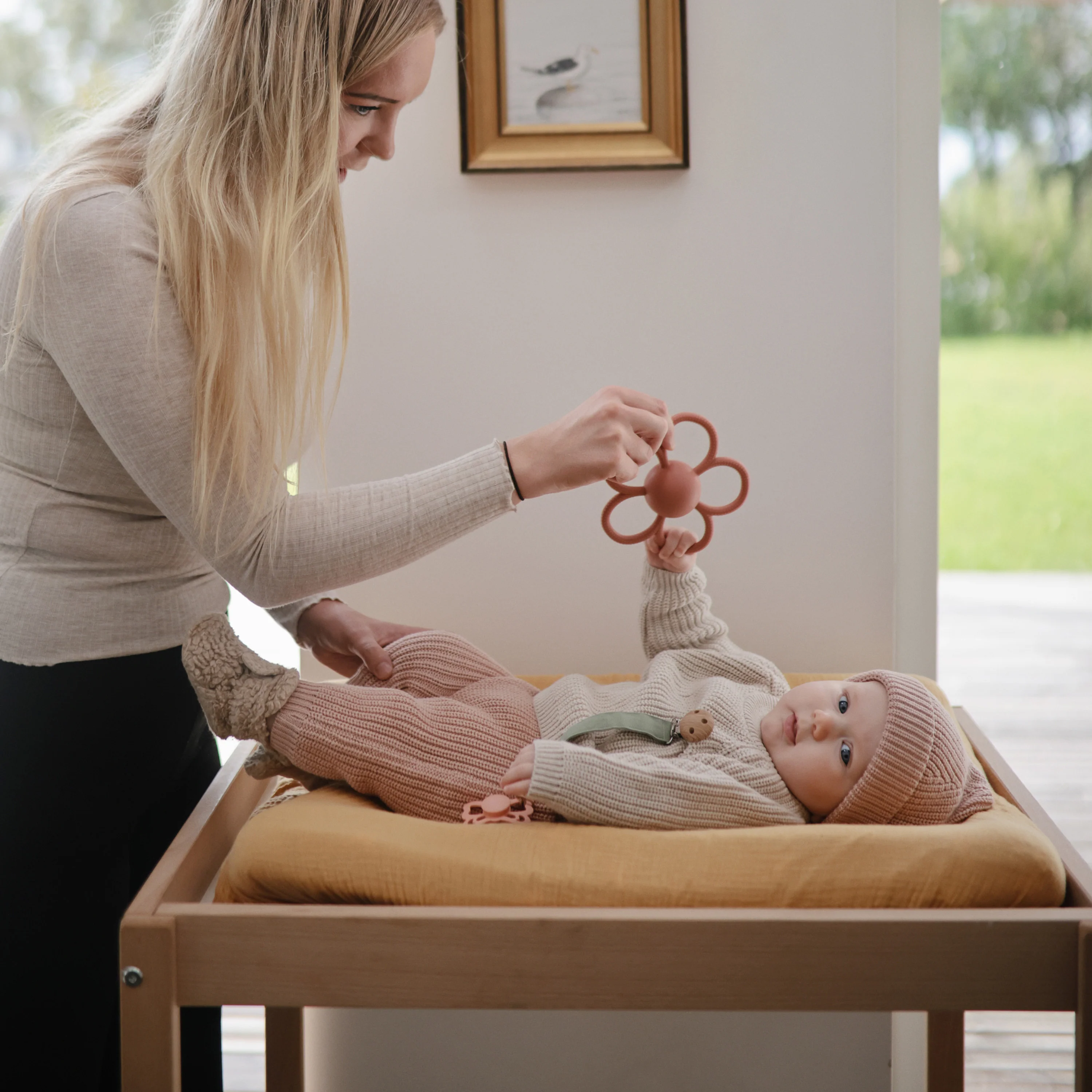 Daisy Rattle Teether – Safe & Non-Toxic: BPA-free, Food-Grade Silicone - Image 2