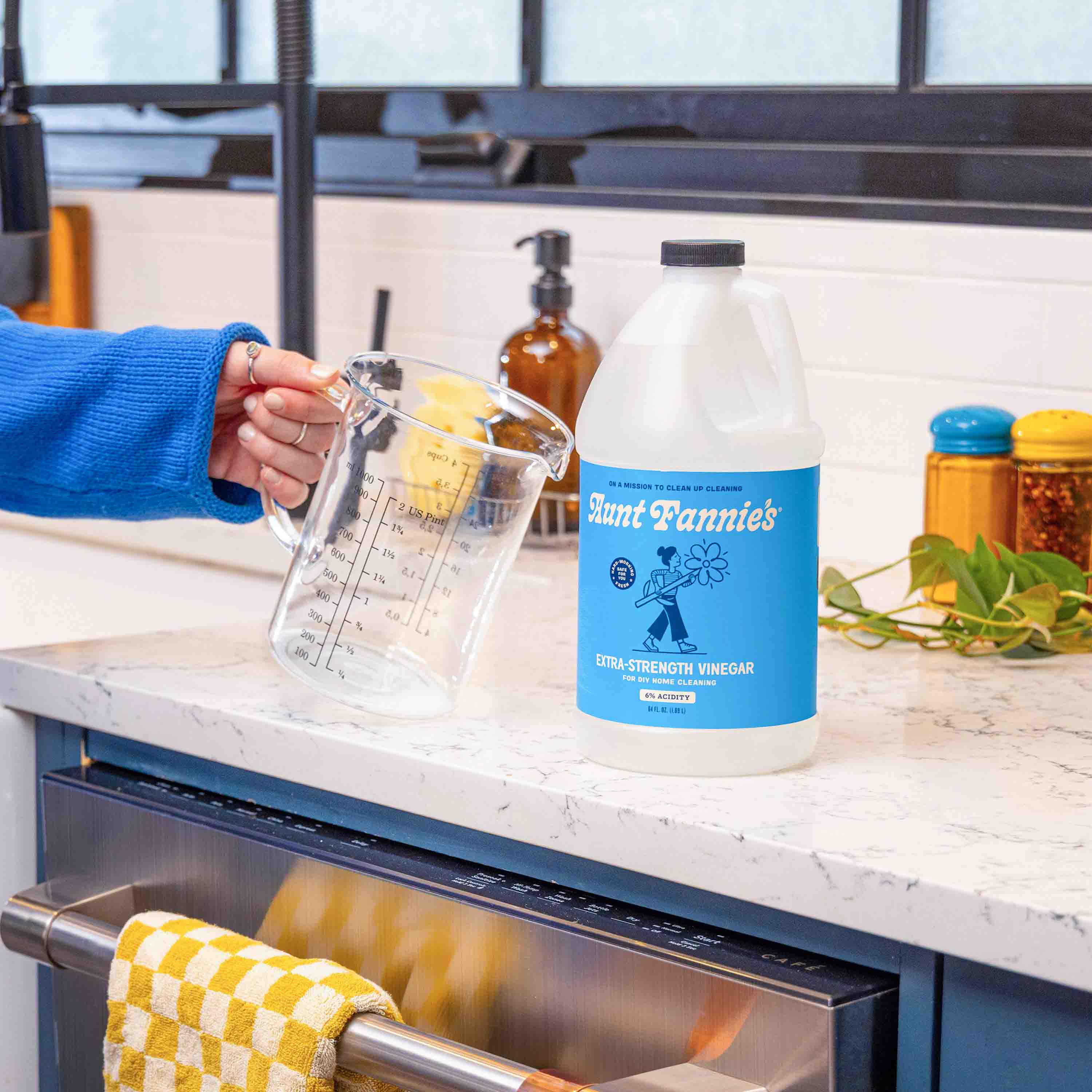 Extra Strength Cleaning Vinegar, Refill - Image 5