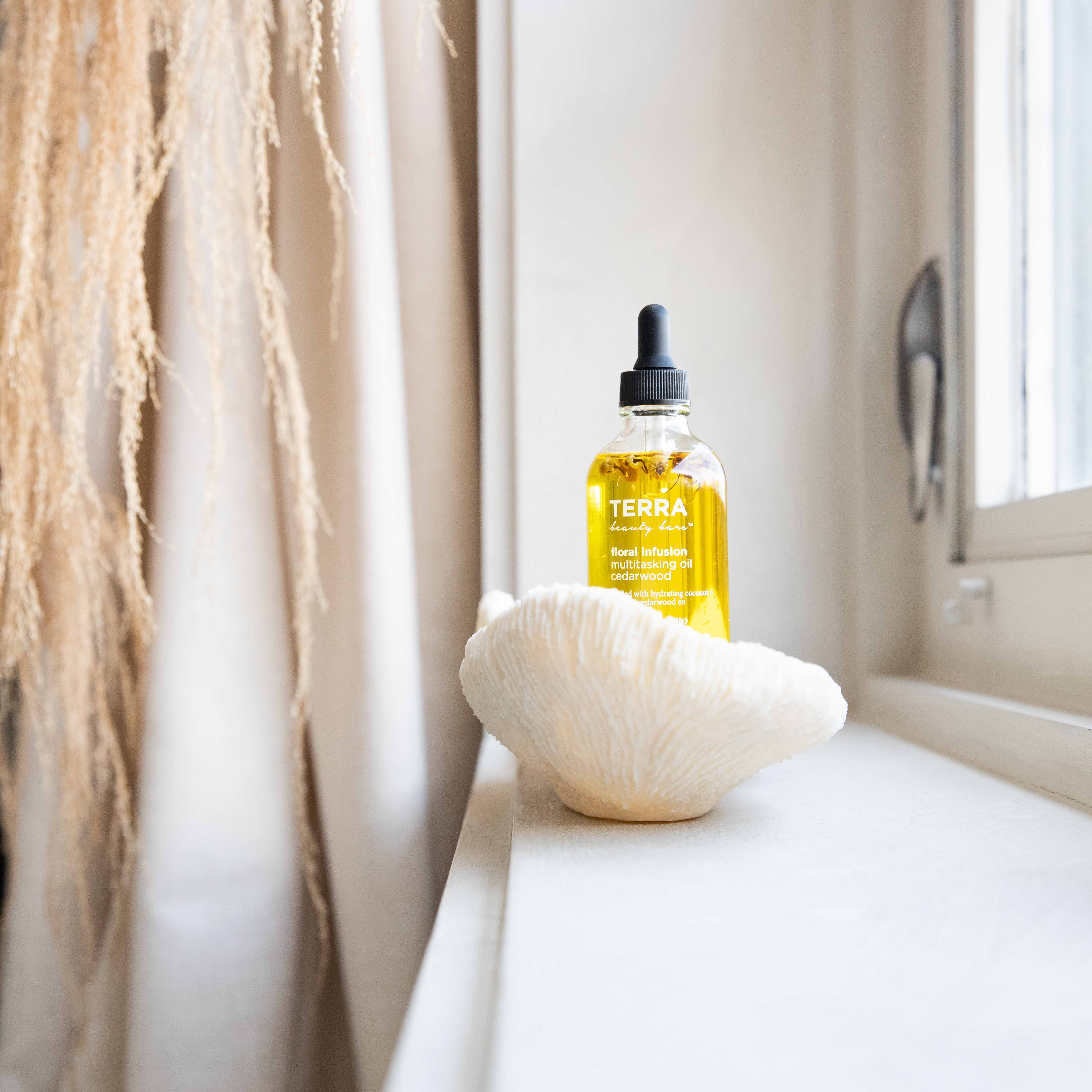 Floral Infusion Multitasking Oil for Body + Hair - Image 11