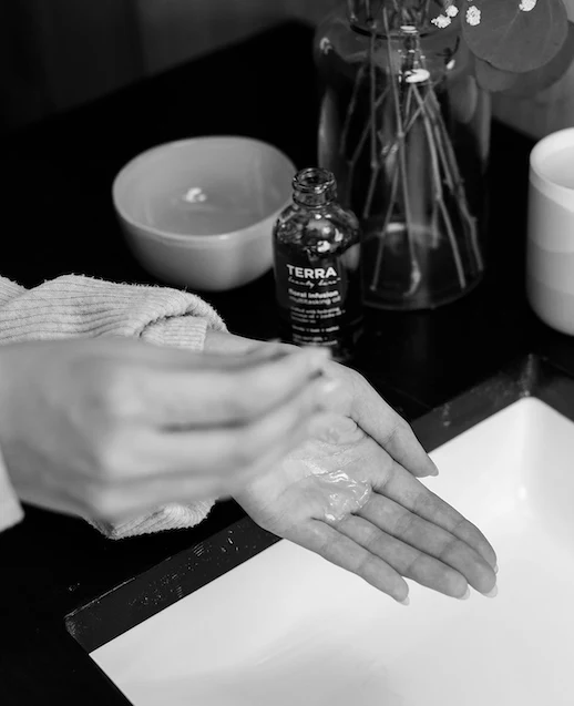 Floral Infusion Multitasking Oil for Body + Hair - Image 3