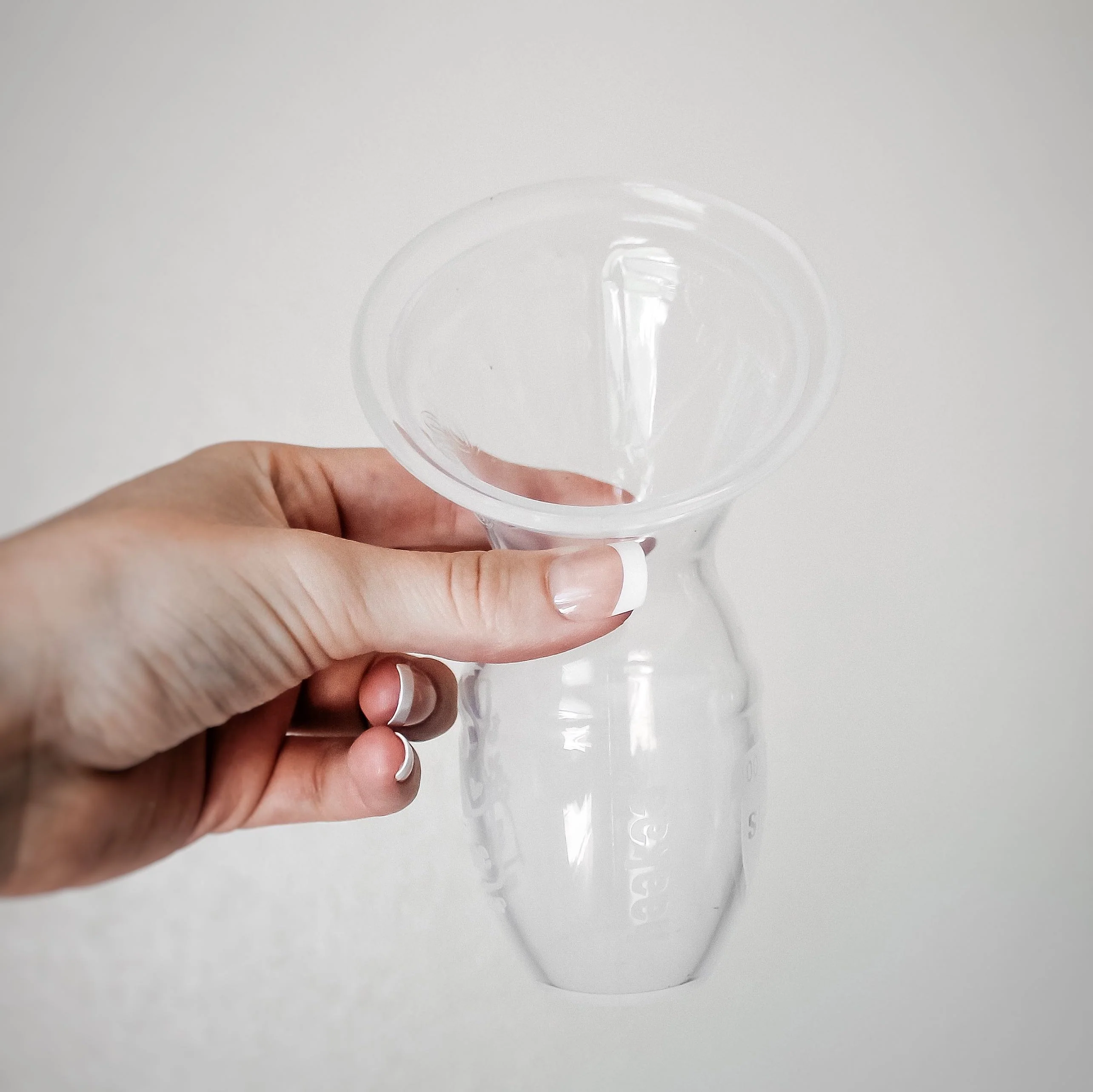 Generation 1 Silicone Breast Pump with Lid - Image 7