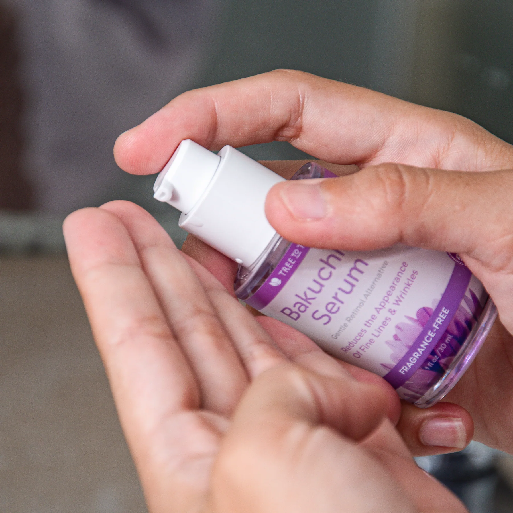 Gentle Retinol Alternative Bakuchiol Face Serum for Smooth and Radiant Skin - Image 4