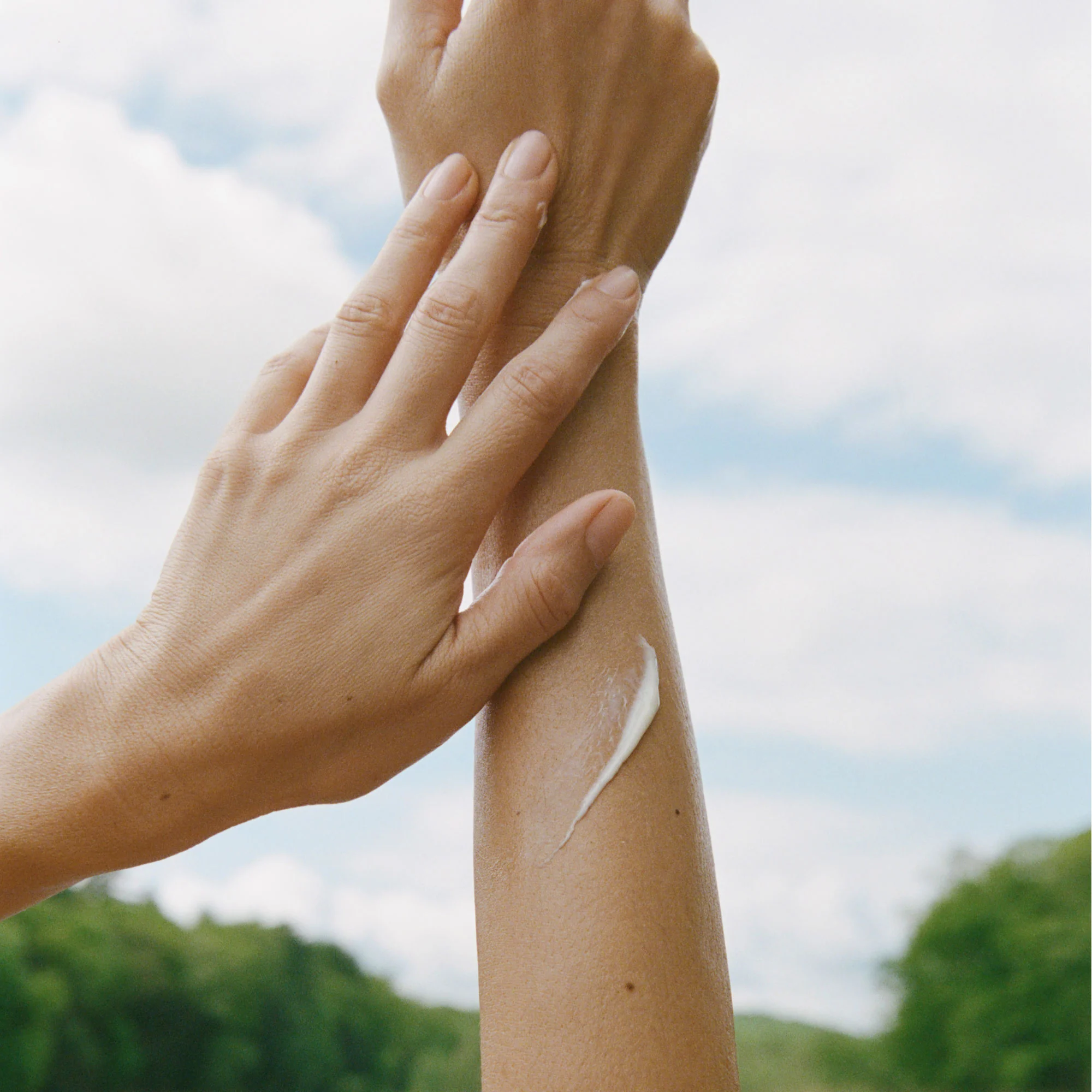 Golden Hour Body Serum - Image 7