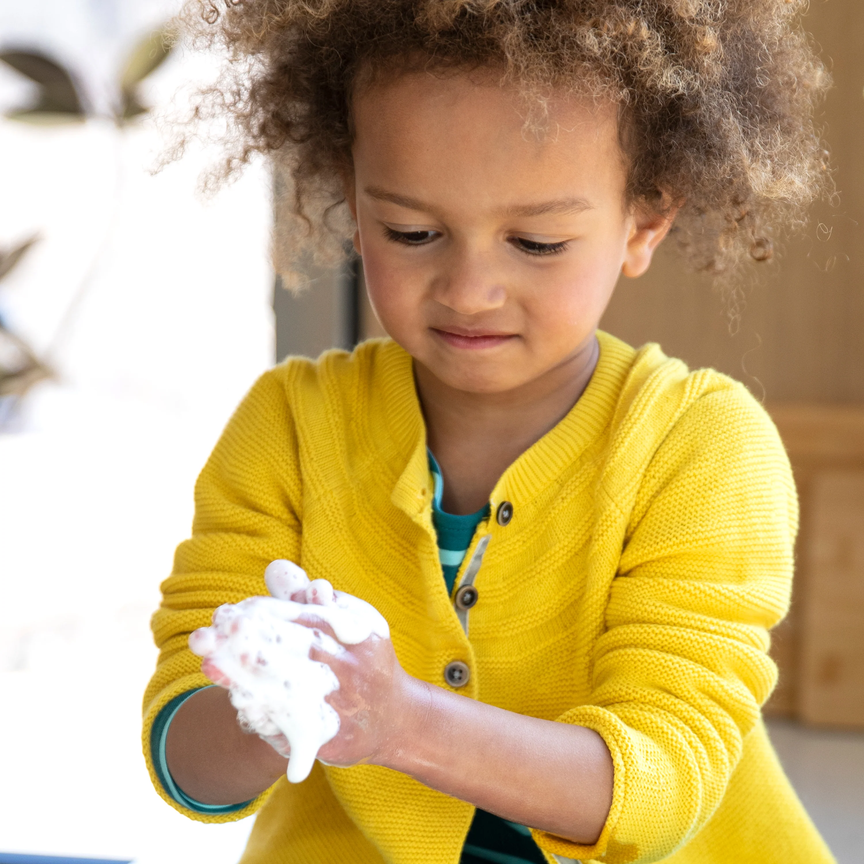 Kids Foaming Hand Soap Glass Dispenser - Image 10