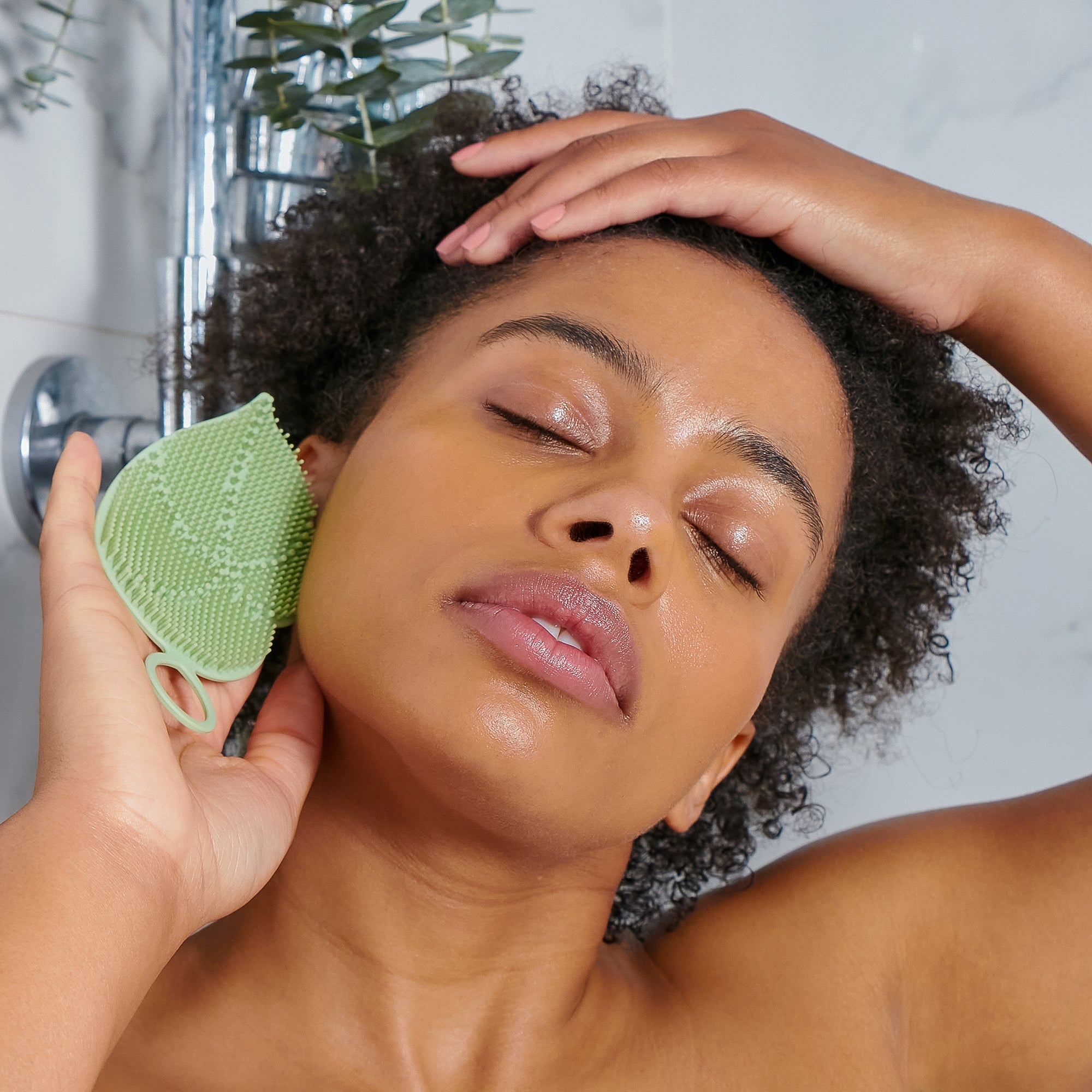 Leaves of Life Facial Silicone Scrubber - Image 7