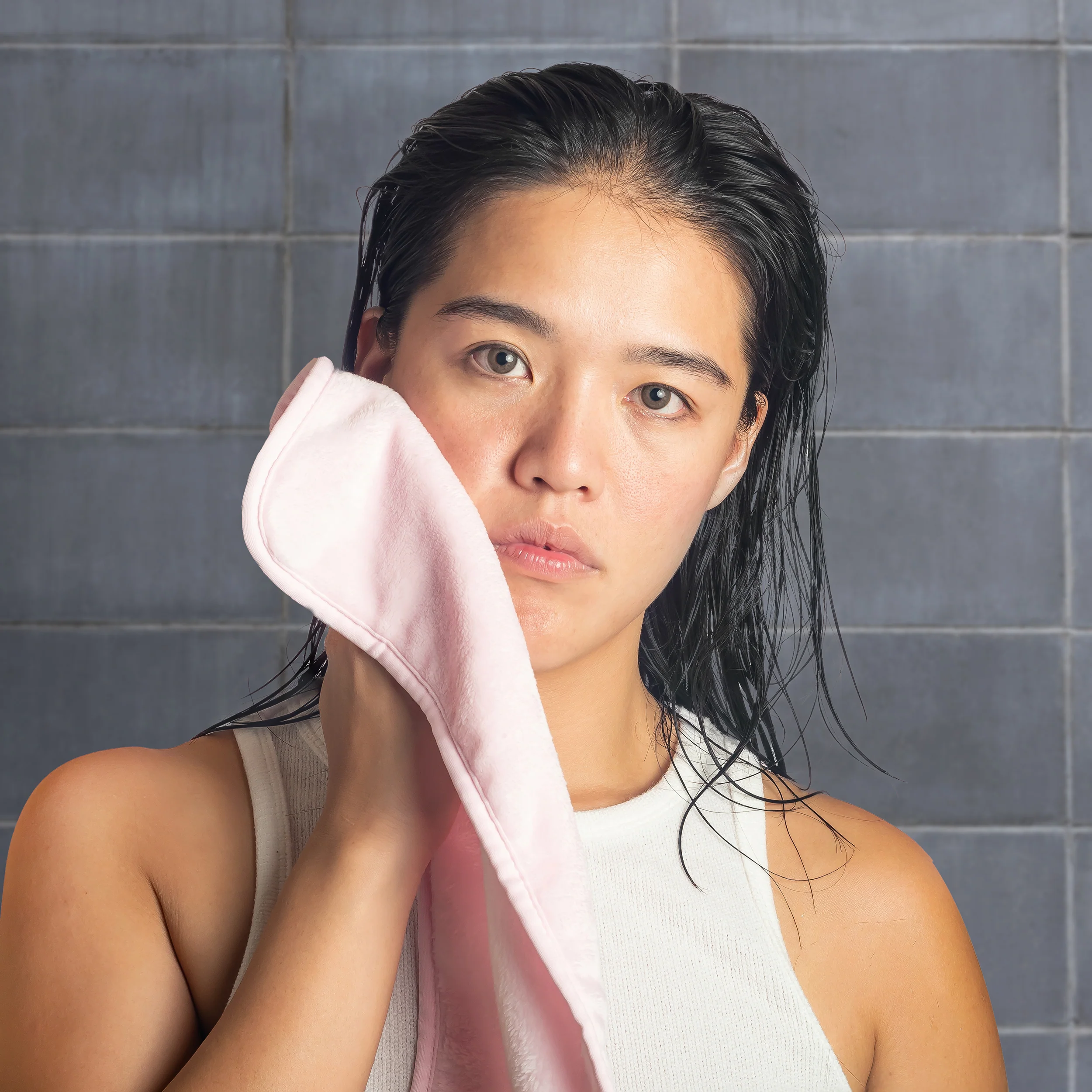 Makeup Remover Towel - Image 9
