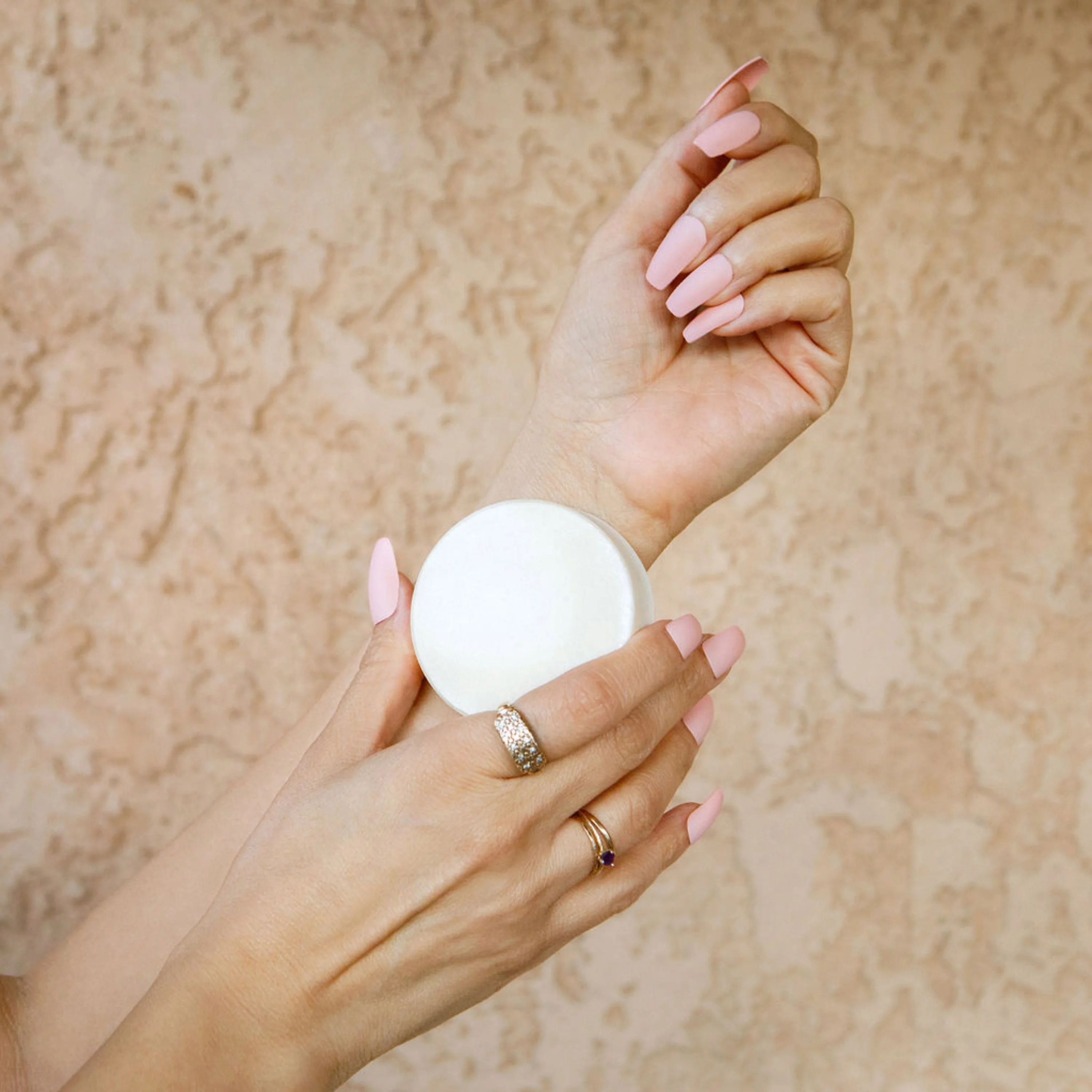 Moisturizing Botanical Bar - Image 5