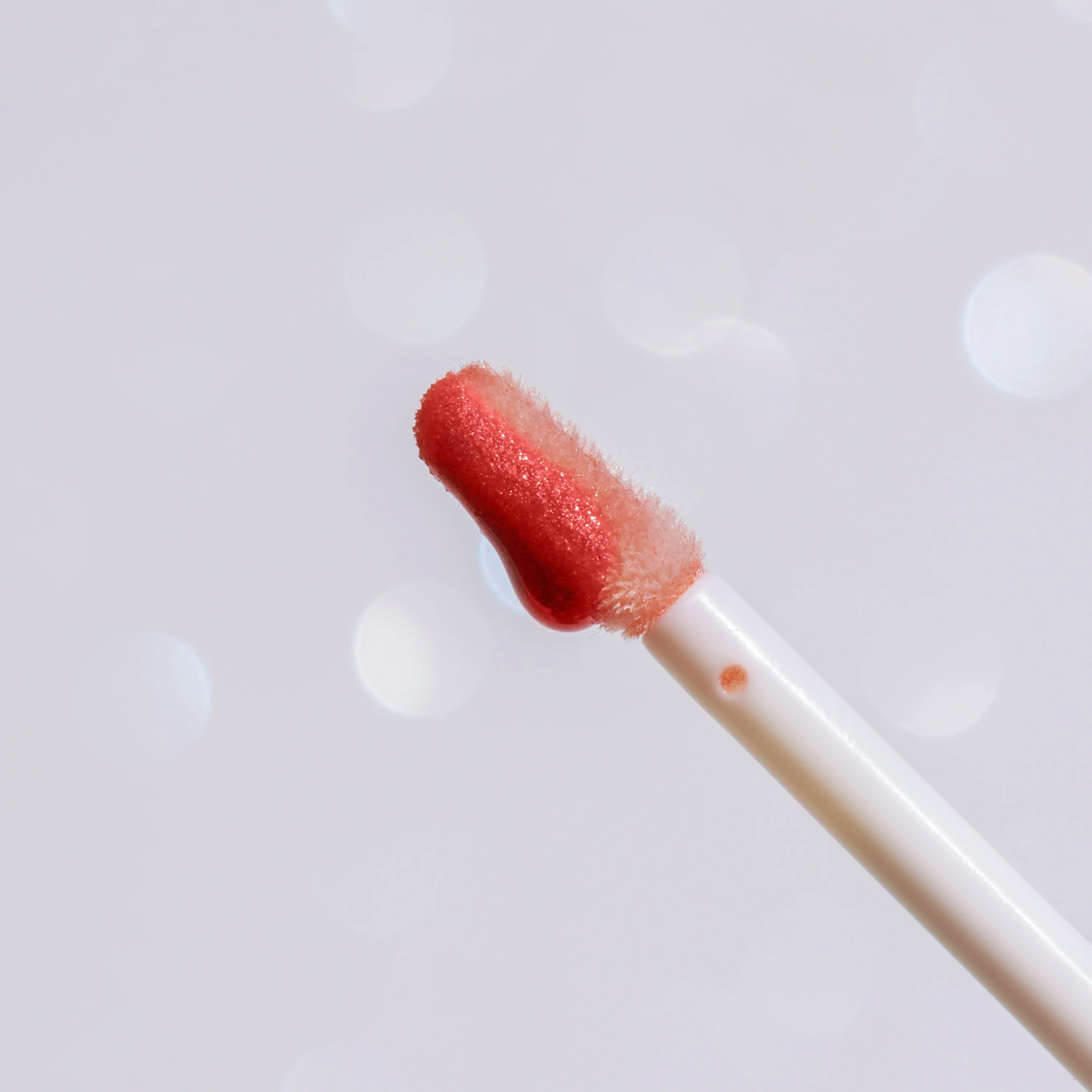 Moisturizing & Non - Sticky Coconut Lip Oil - Image 8