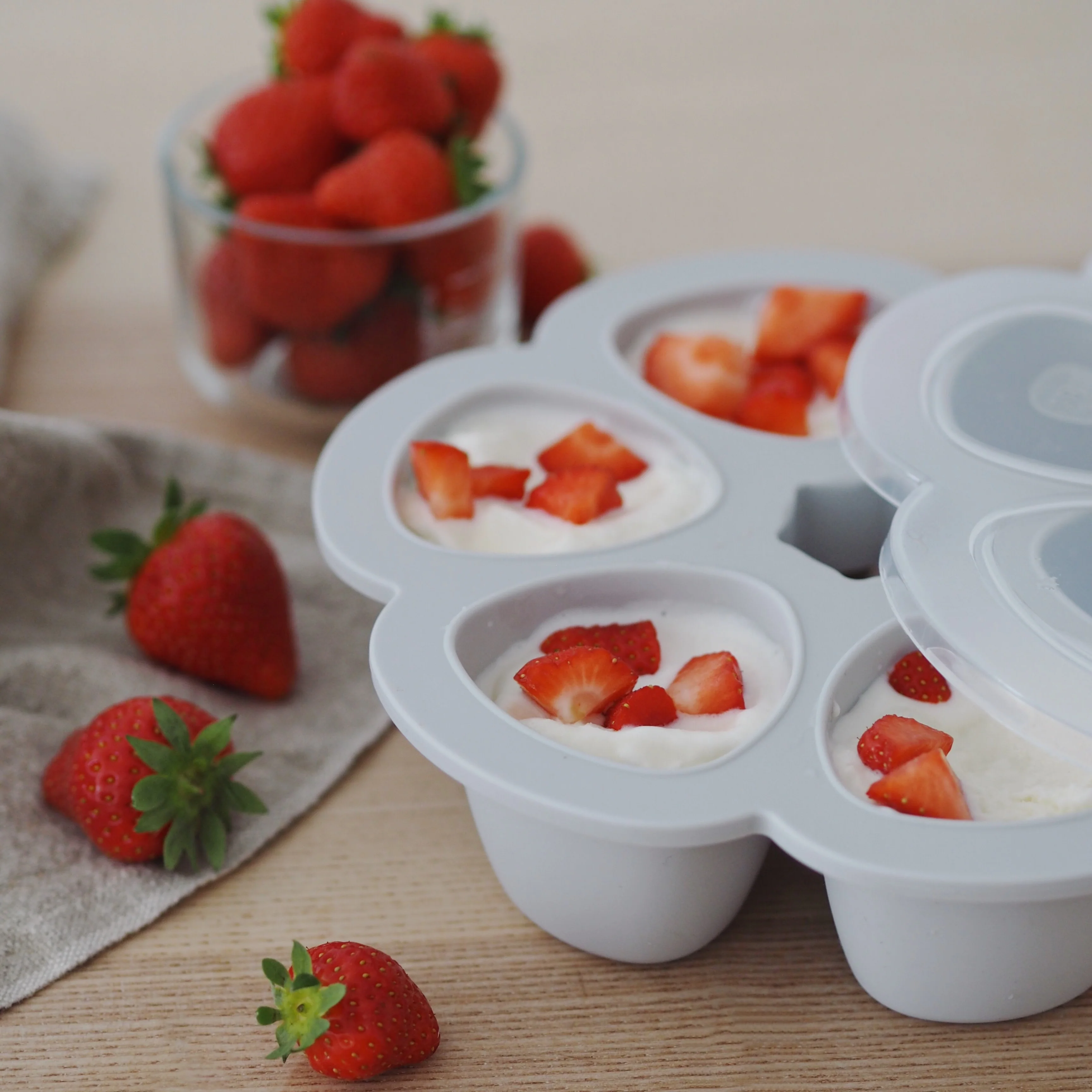 Multiportions™ Silicone Baby Food Freezer Tray - Image 4