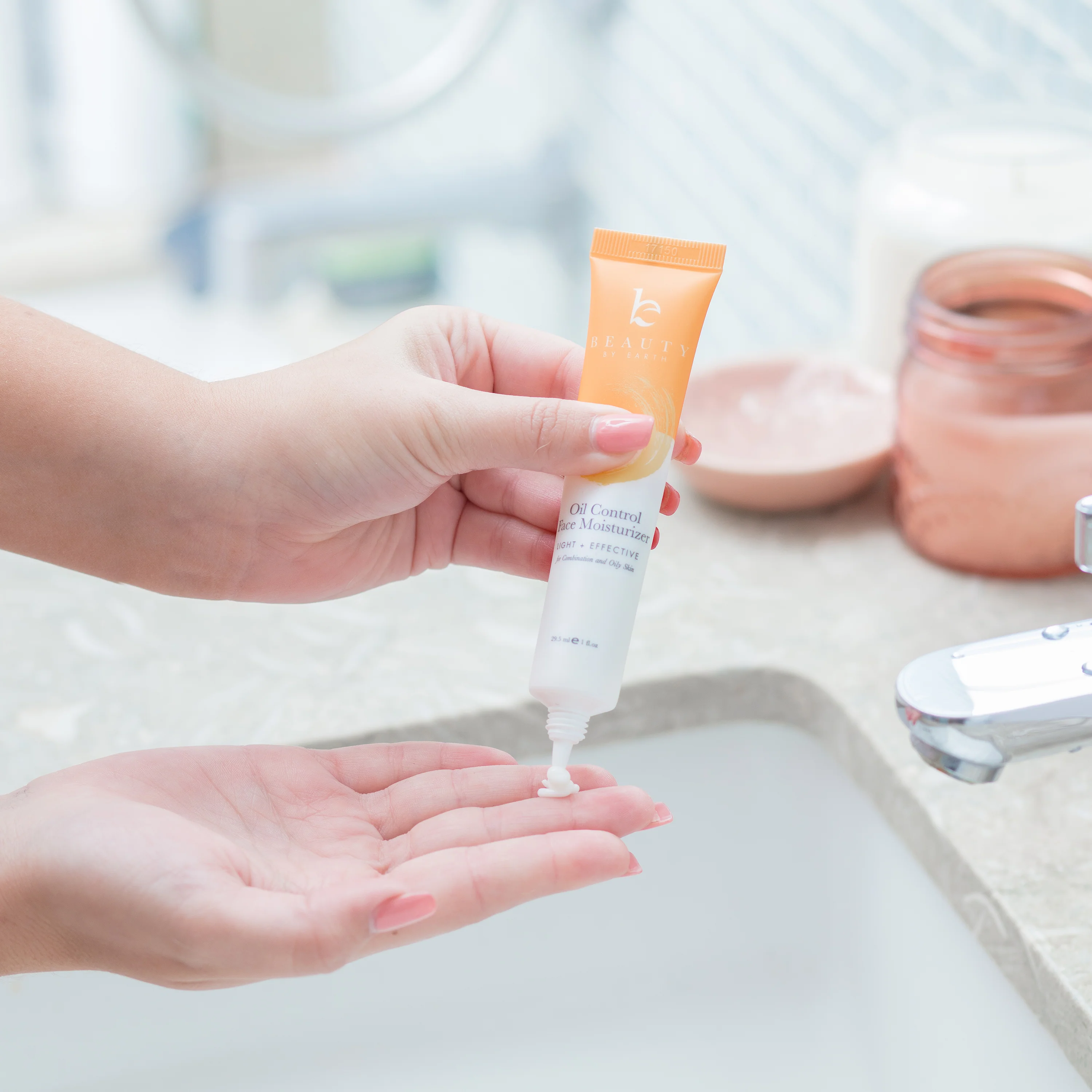 Oil Control Facial Moisturizer - Image 6