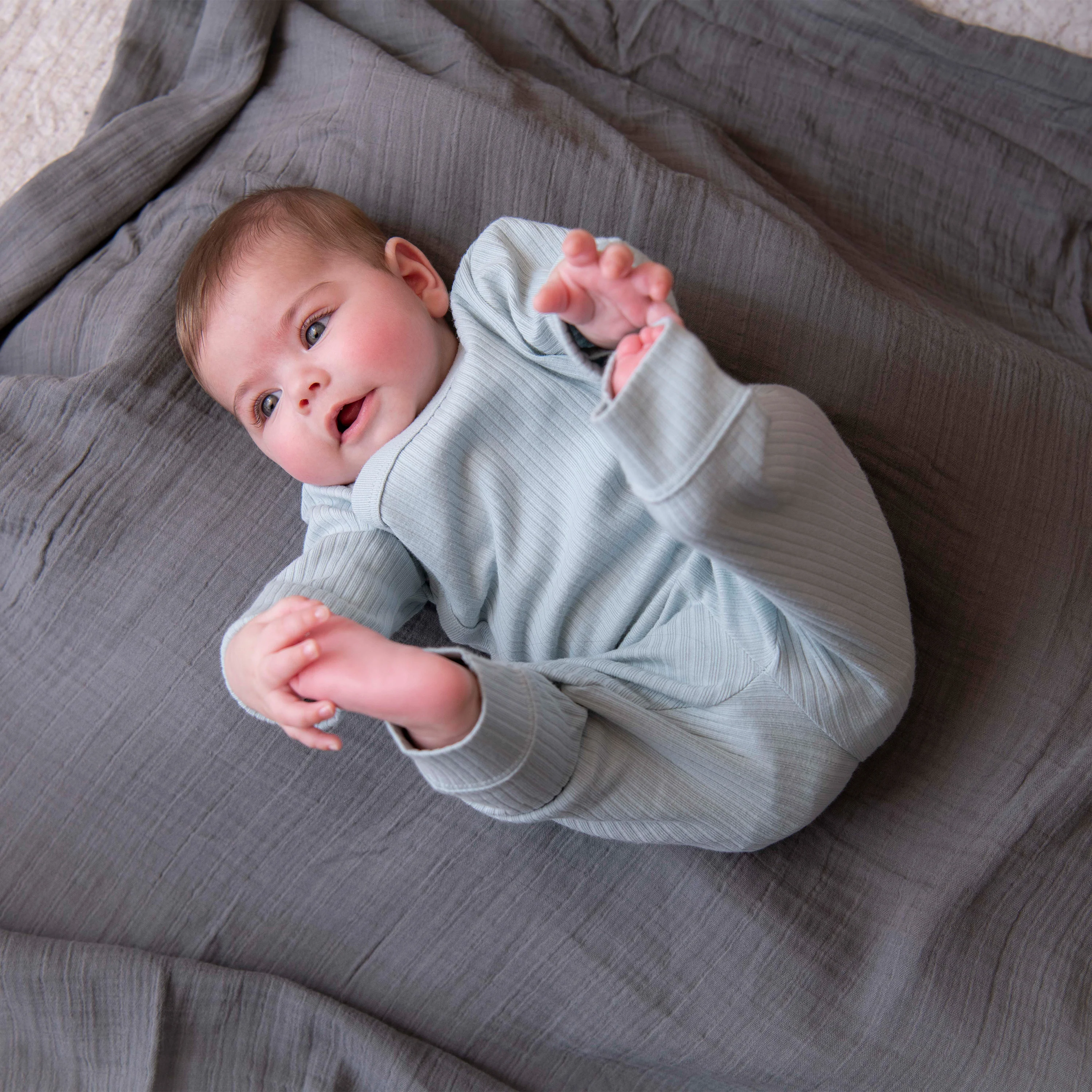 Organic Breathable Swaddle Blankets Multi-Color Pack - Image 3