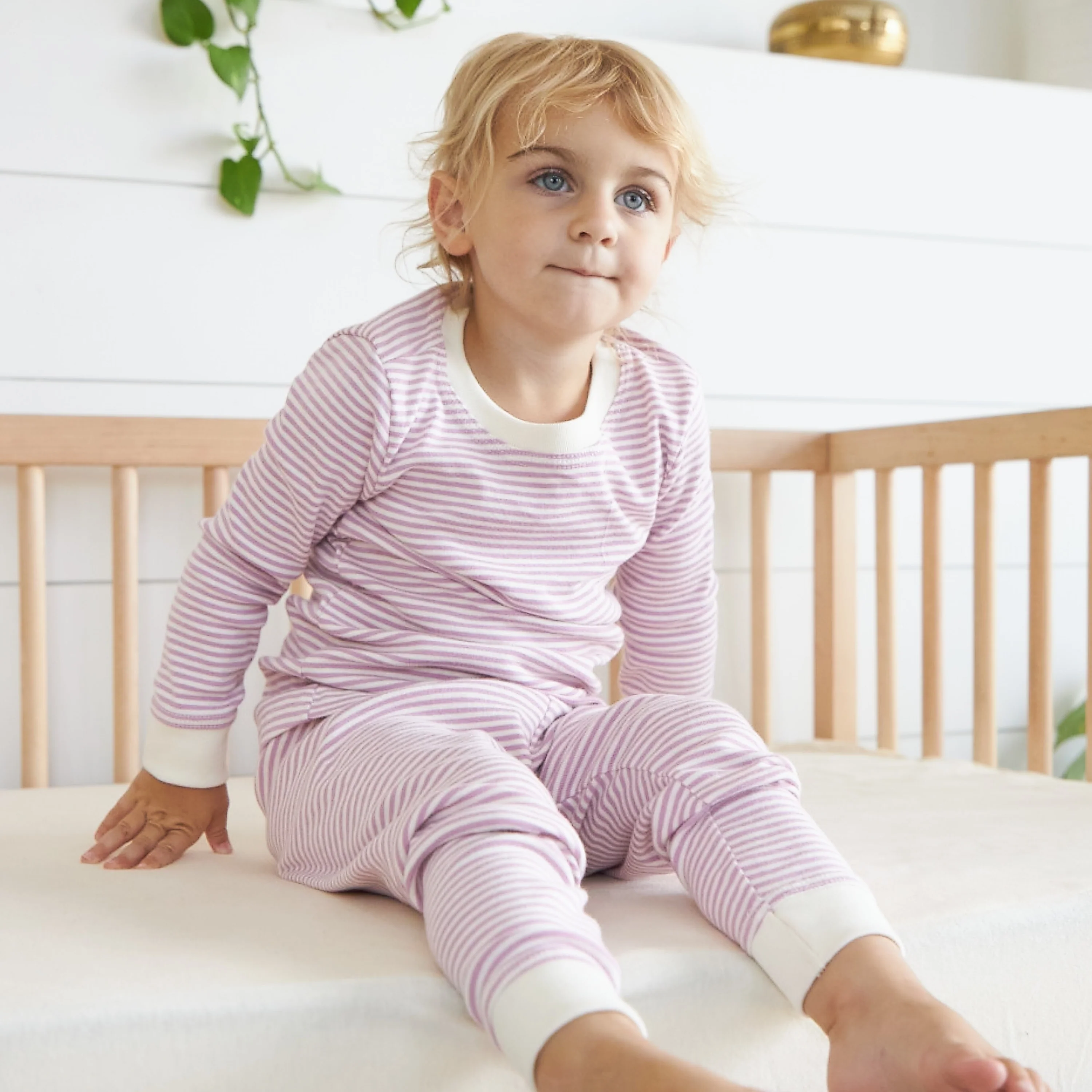 Organic Crib Waterproof Mattress Protector - Image 5
