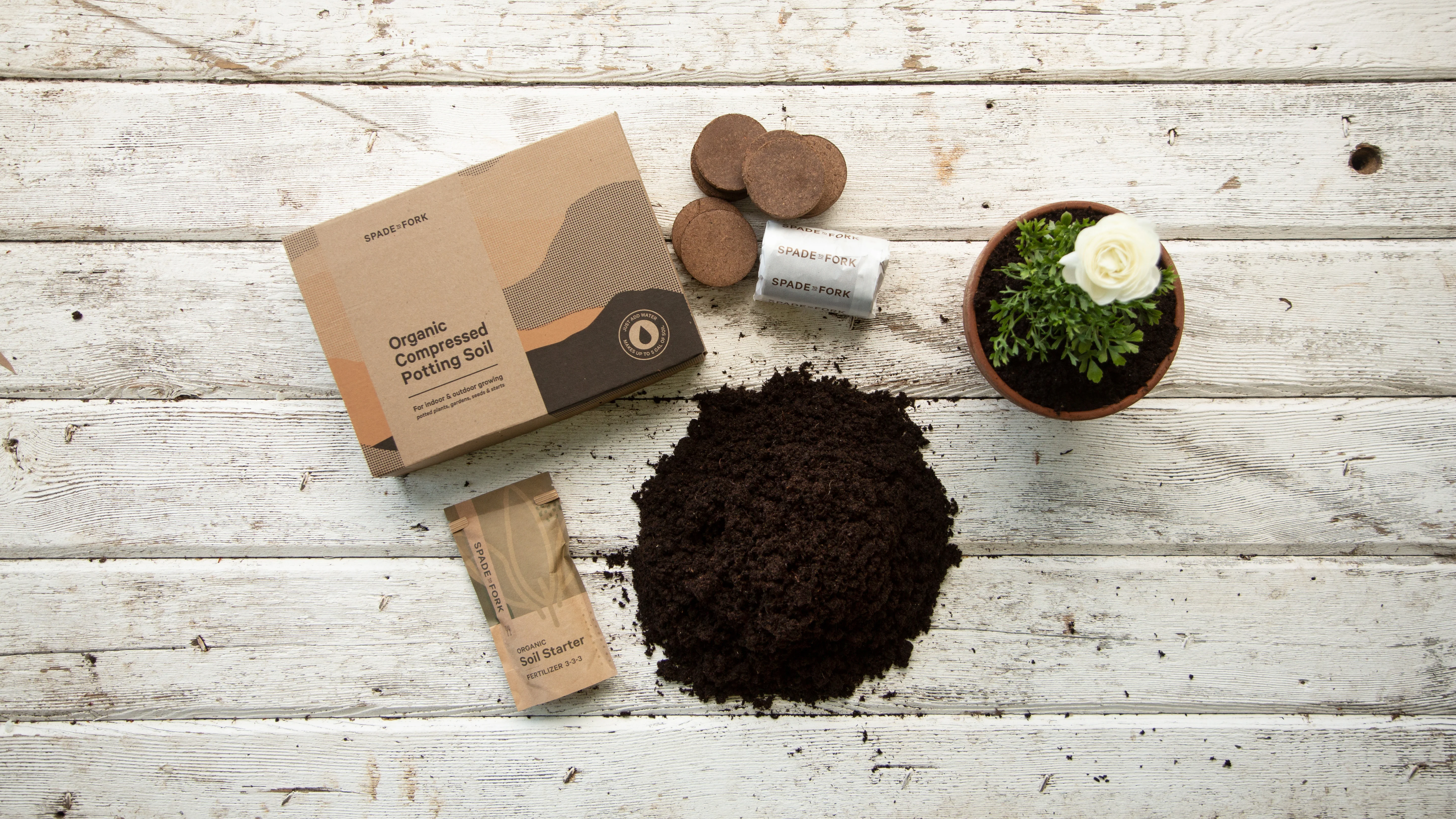 Organic Indoor & Outdoor Potting Soil, 20 Soil Discs - Image 2