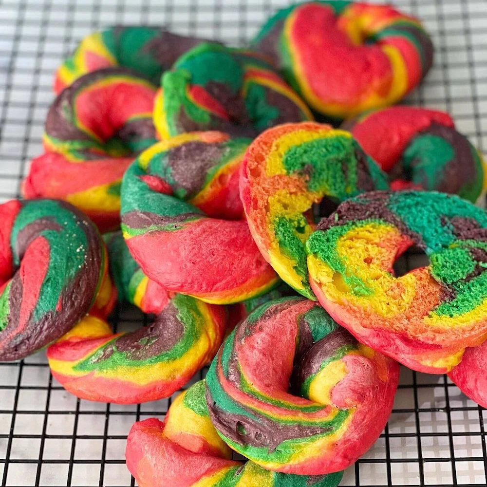 Rainbow Bagel Making Kit - Image 5