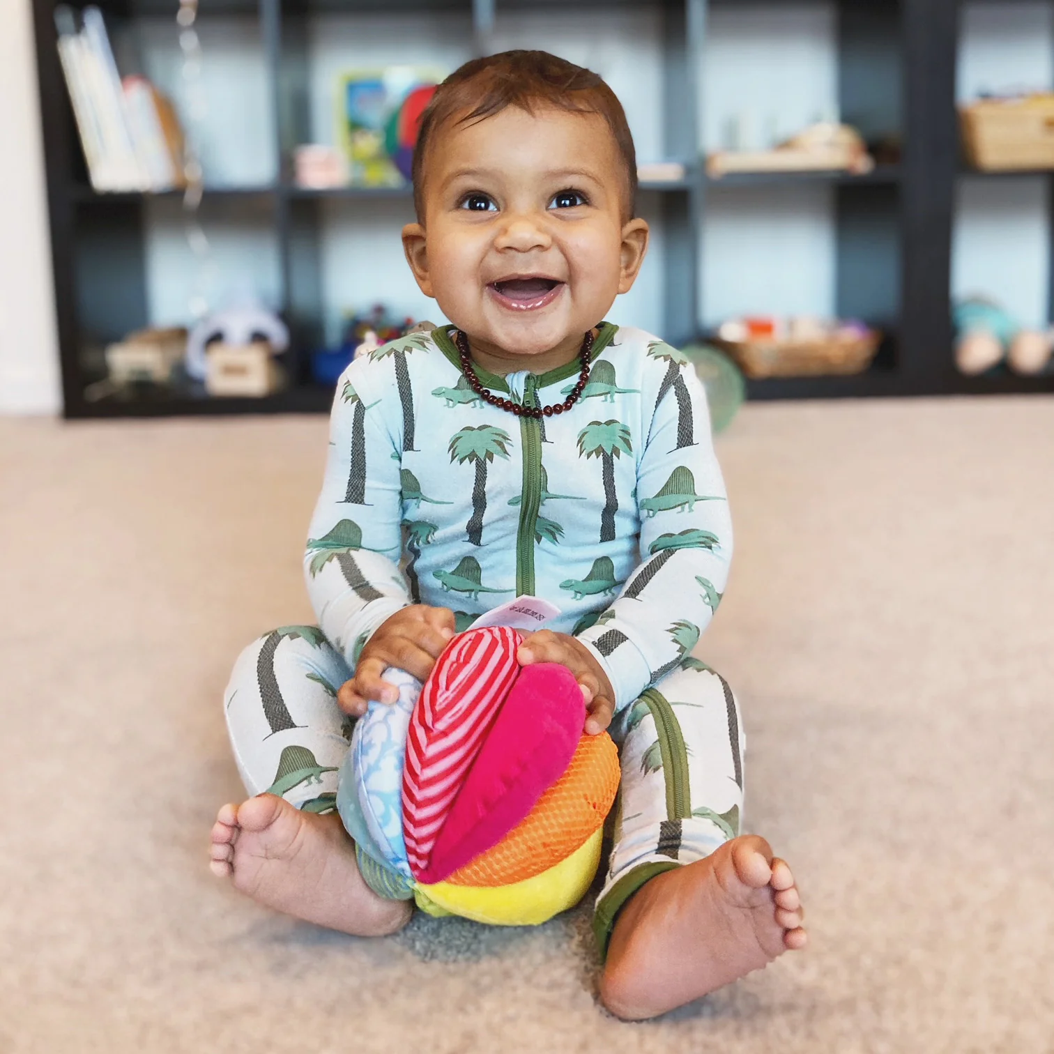 Rainbow Fabric Baby Ball with 8 Different Sensory Effects - Image 4