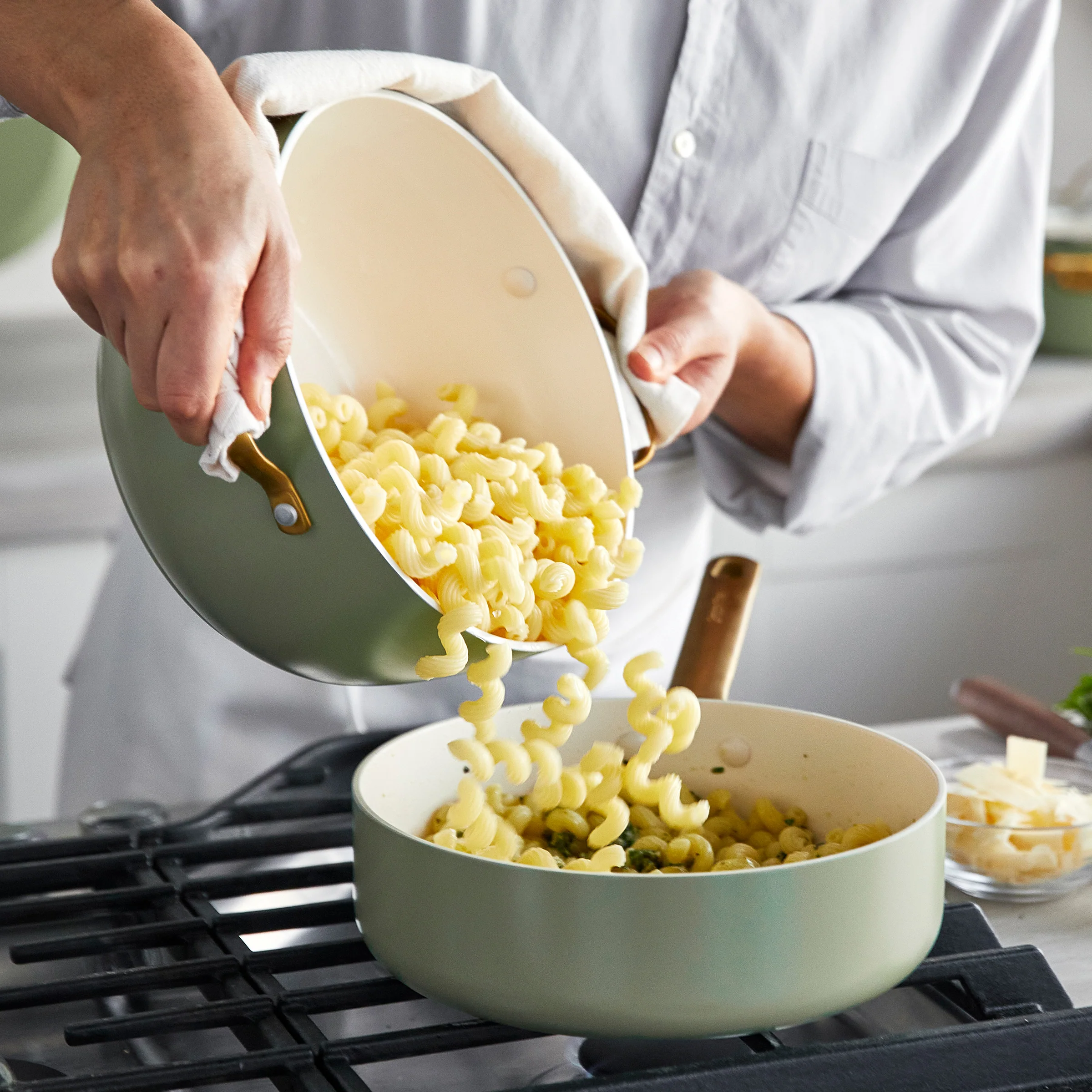 Reserve Ceramic Nonstick 10-Piece Cookware Set - Image 15