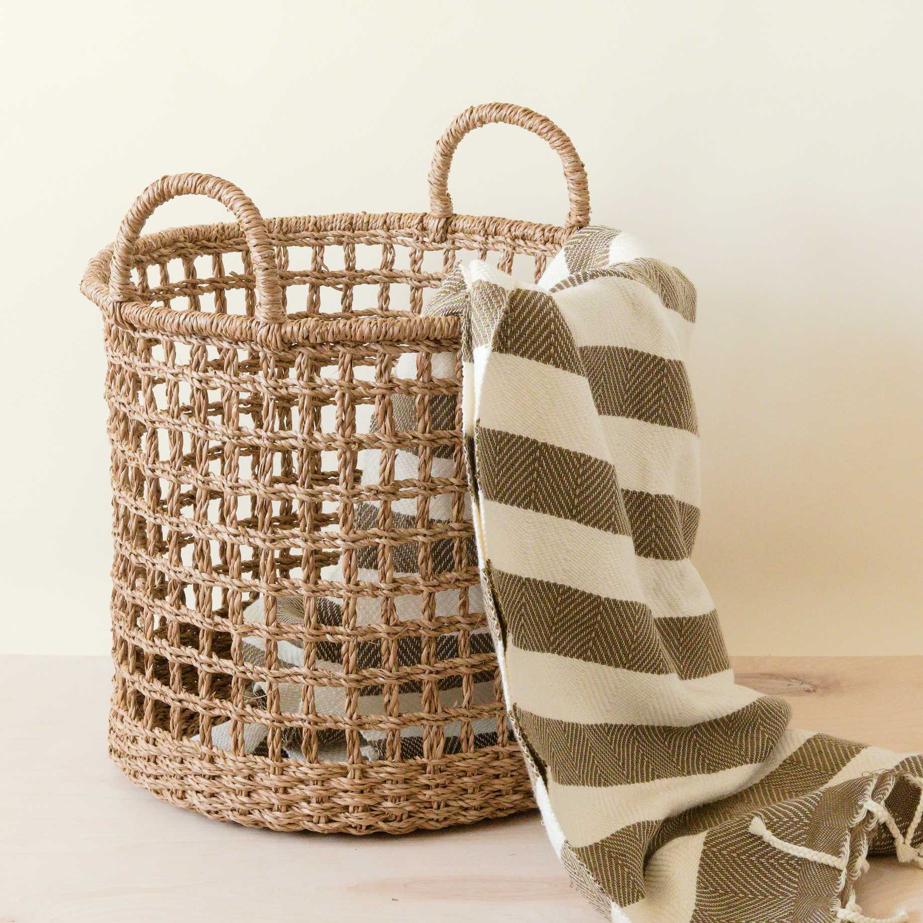 Seagrass Rope Open Weave Cylinder Basket with handles, nested set of 3 - Image 2