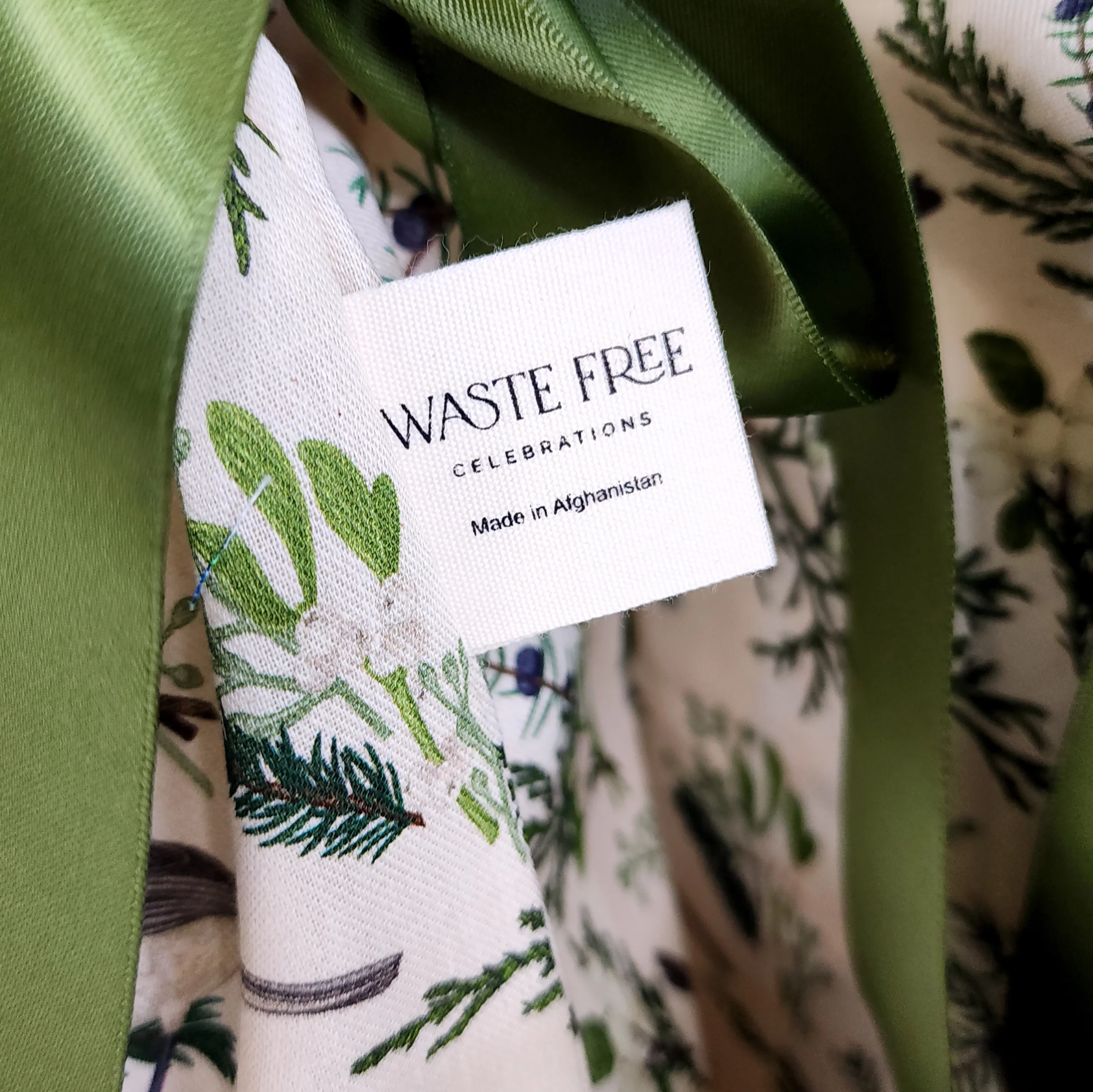 Set of 5 Reusable Gift Bags - Image 4