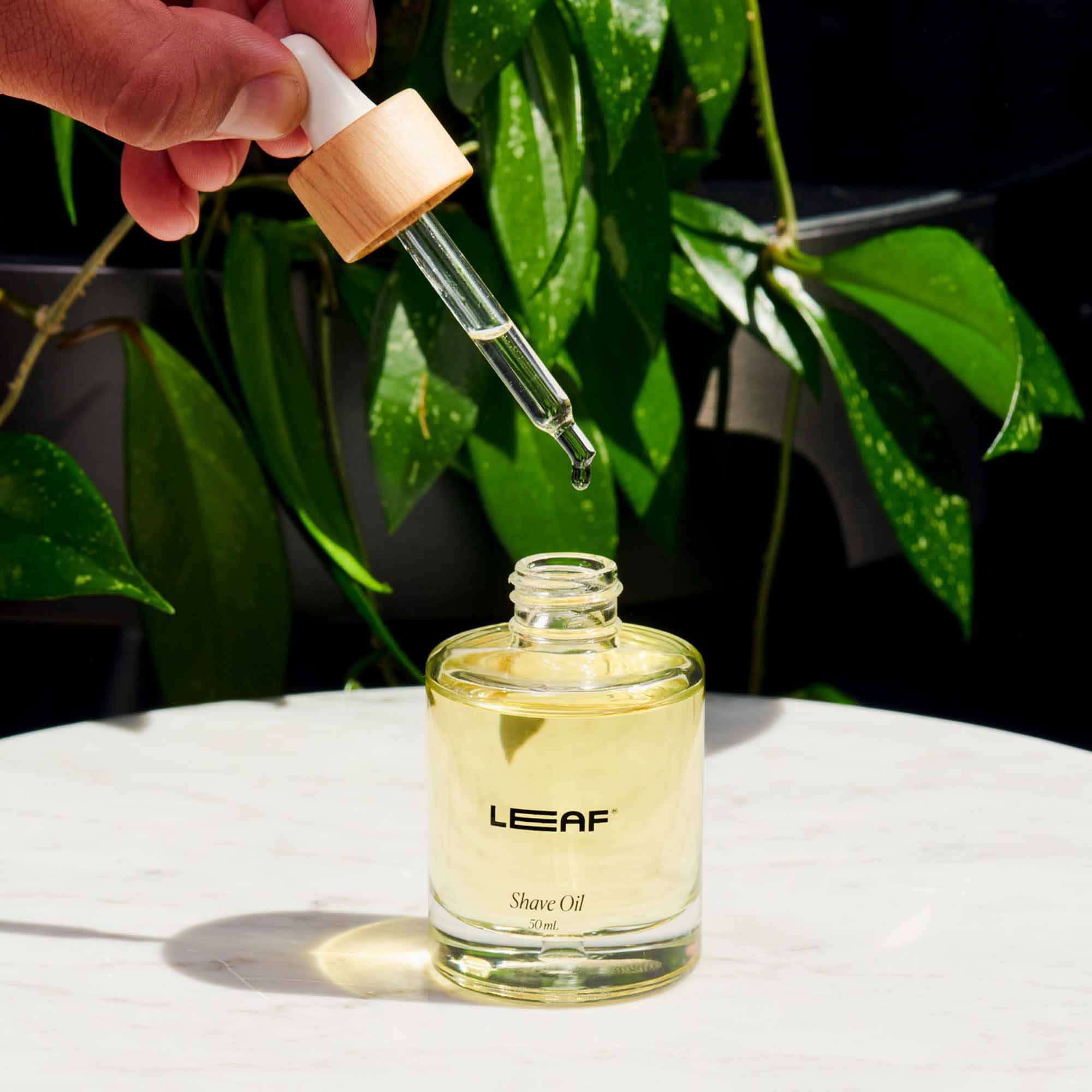 Shave Oil with Dropper - Image 3