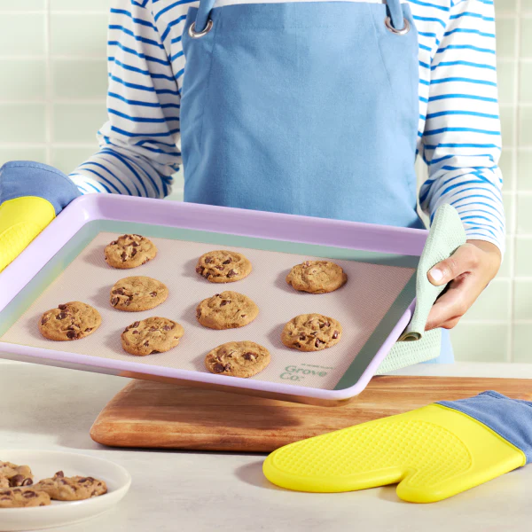 Silicone Oven Mitt - Image 2