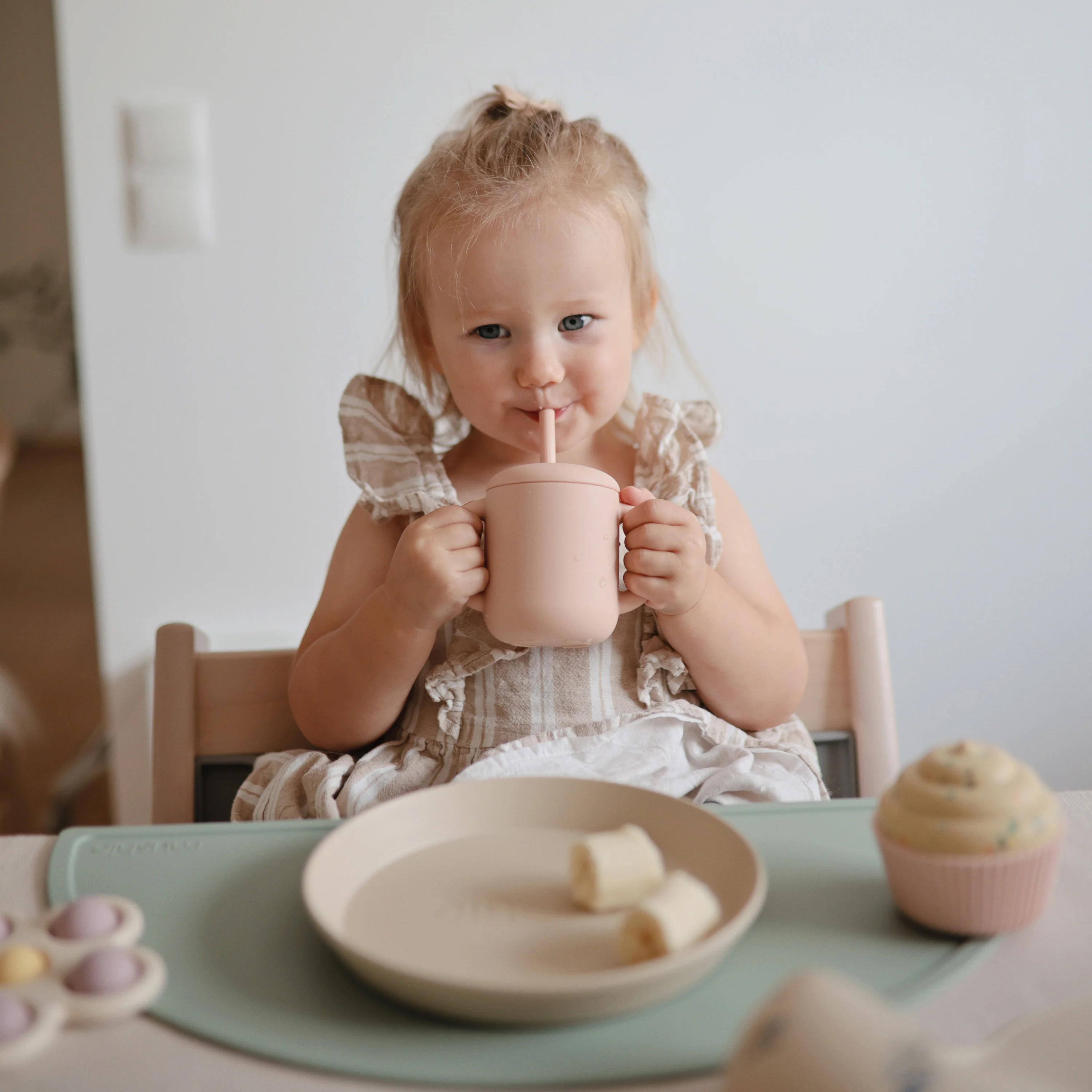 Silicone Training Cup with Straw – BPA-Free, Easy to Hold - Image 3