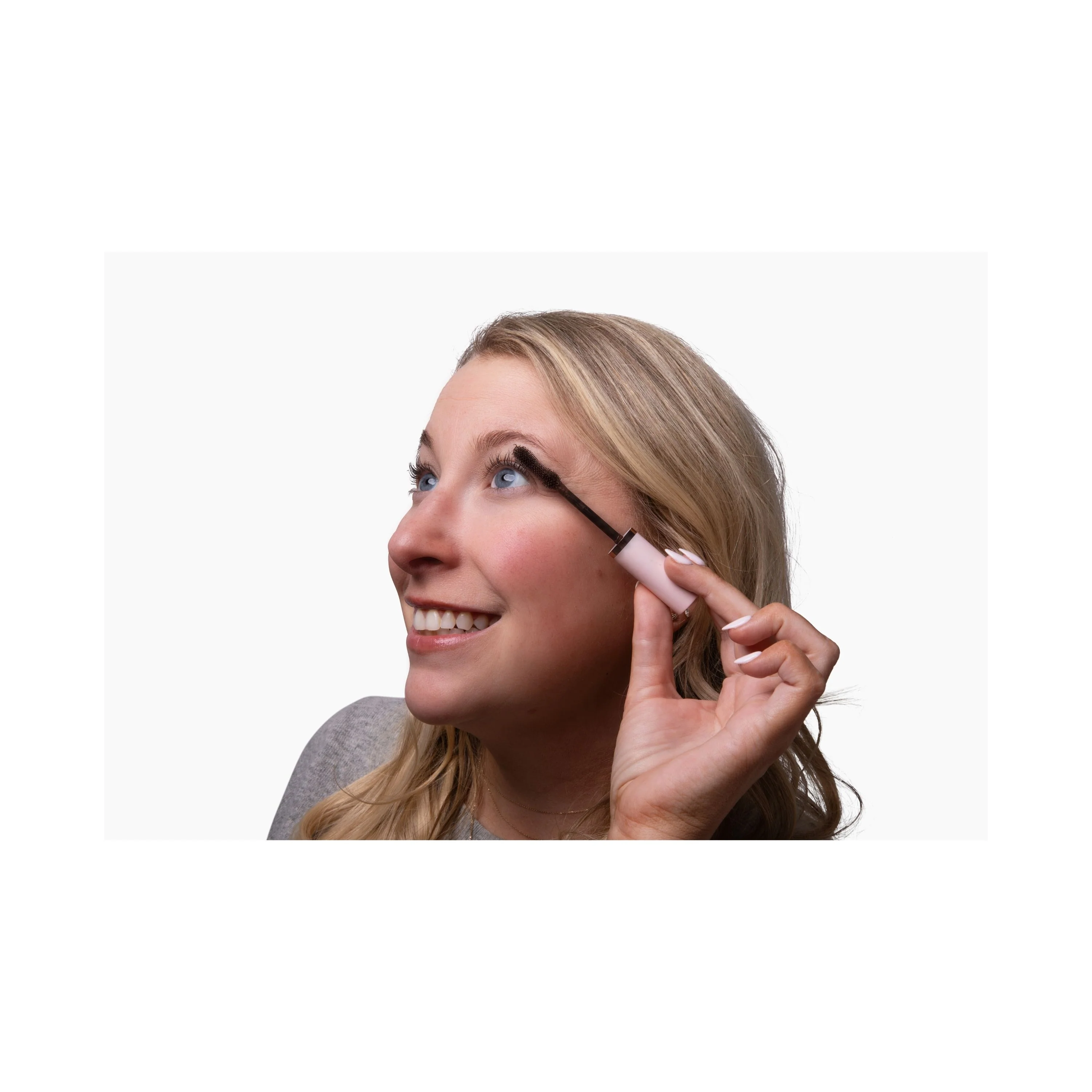 So Classy Volume Mascara - Image 3