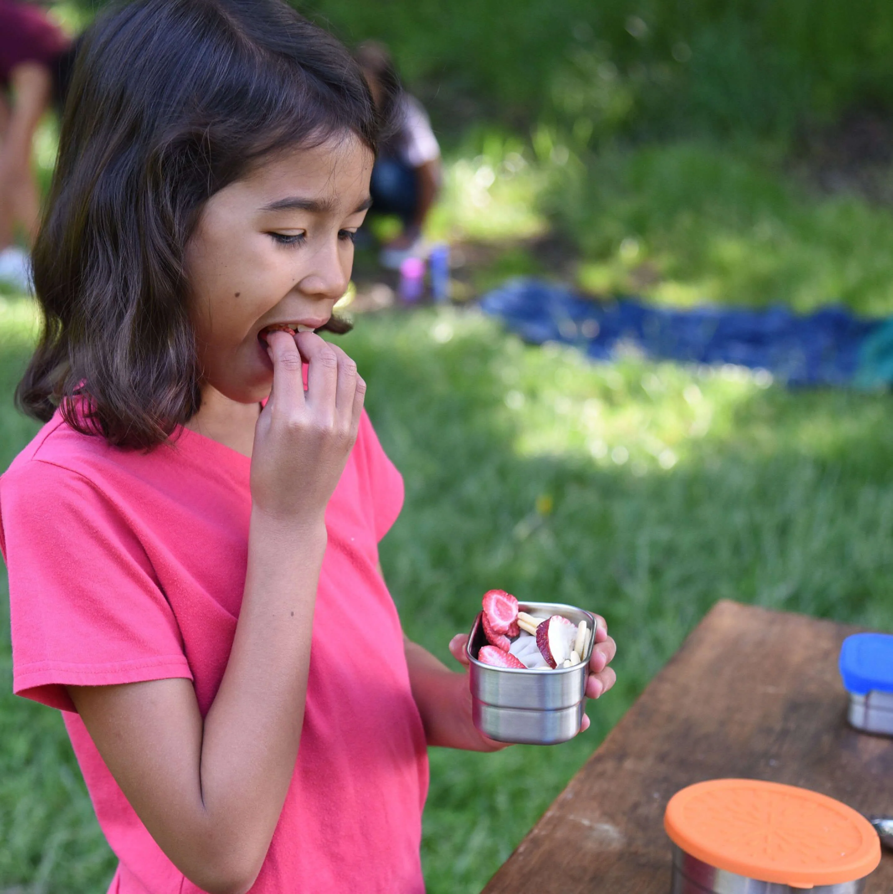 Splash Pod Snack Container - Image 3