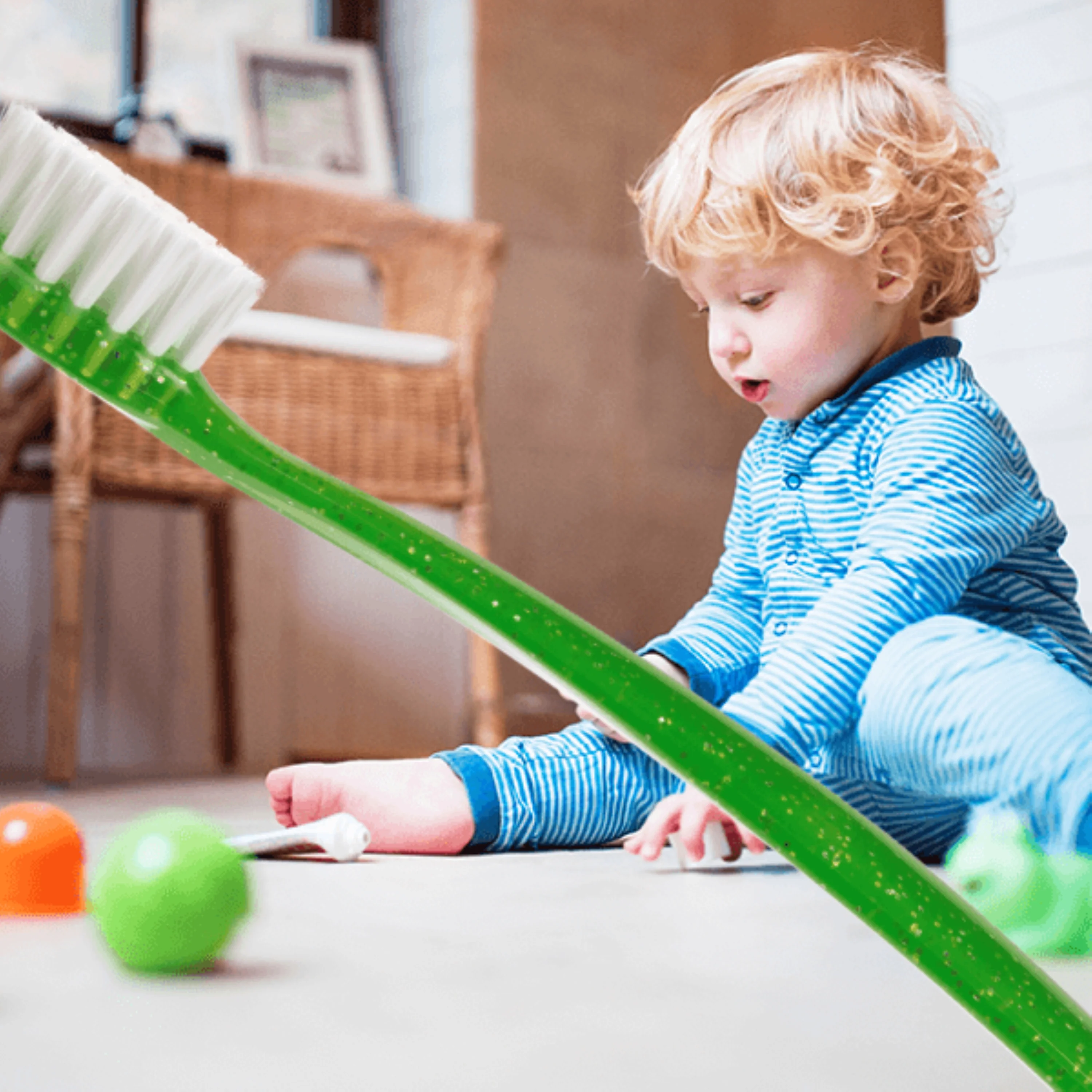Totz Toothbrush 18 mo+ - Image 3
