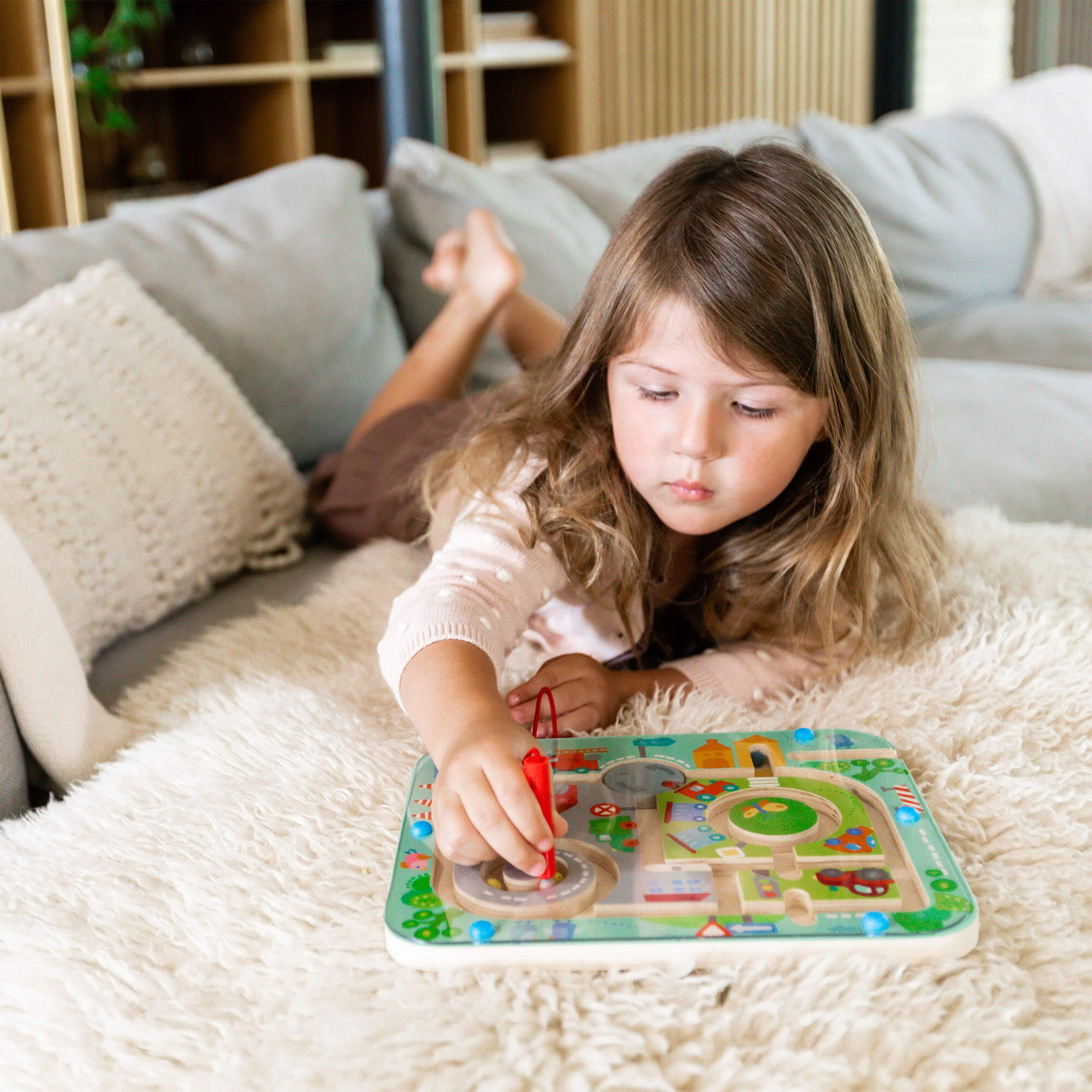 Town Maze Magnetic Puzzle Game - Image 2